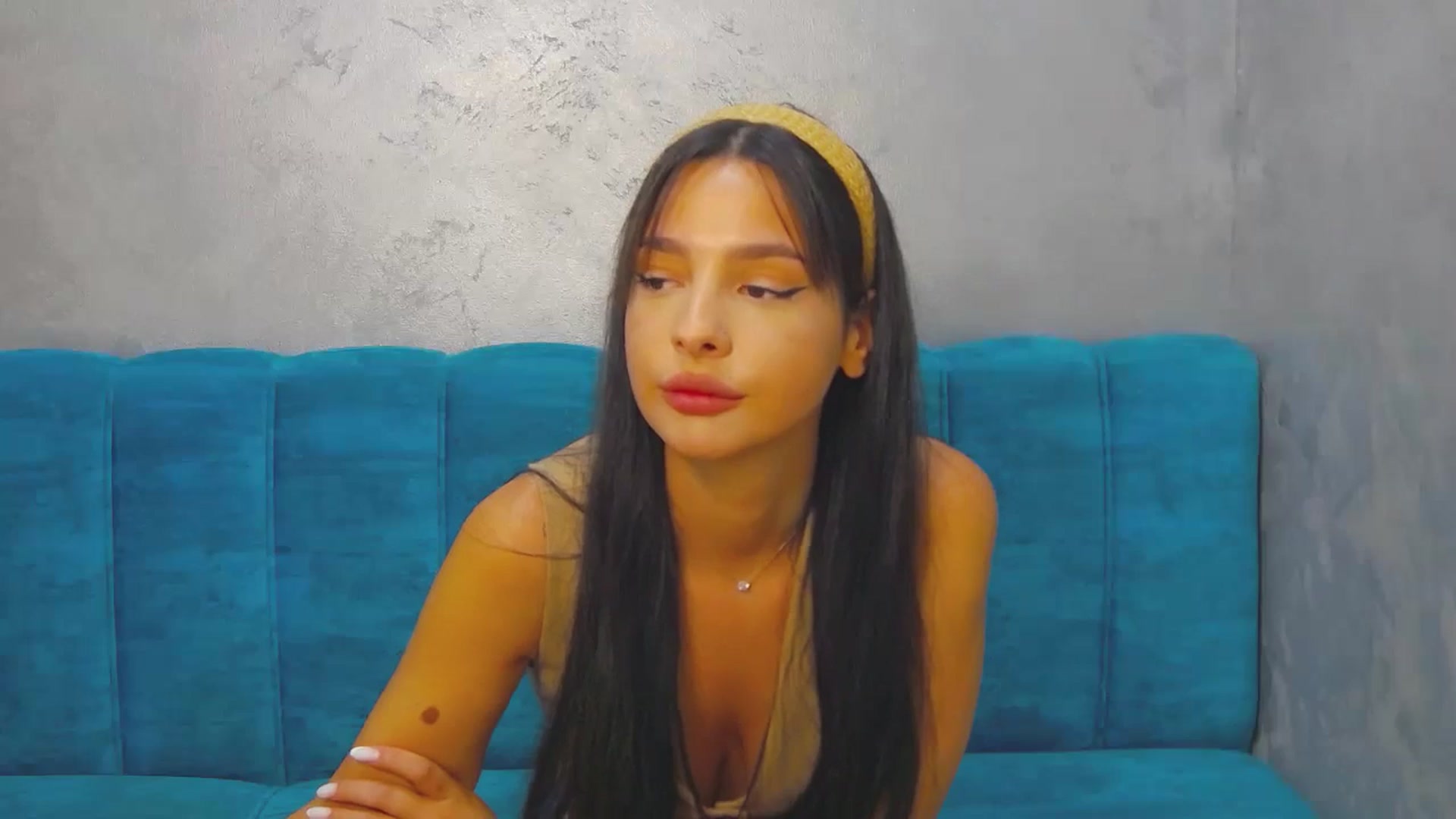 Gallery image thumbnail from MeliMelody's myfreecams stream on, 07/10/2024, 15:02 image 16 of 20