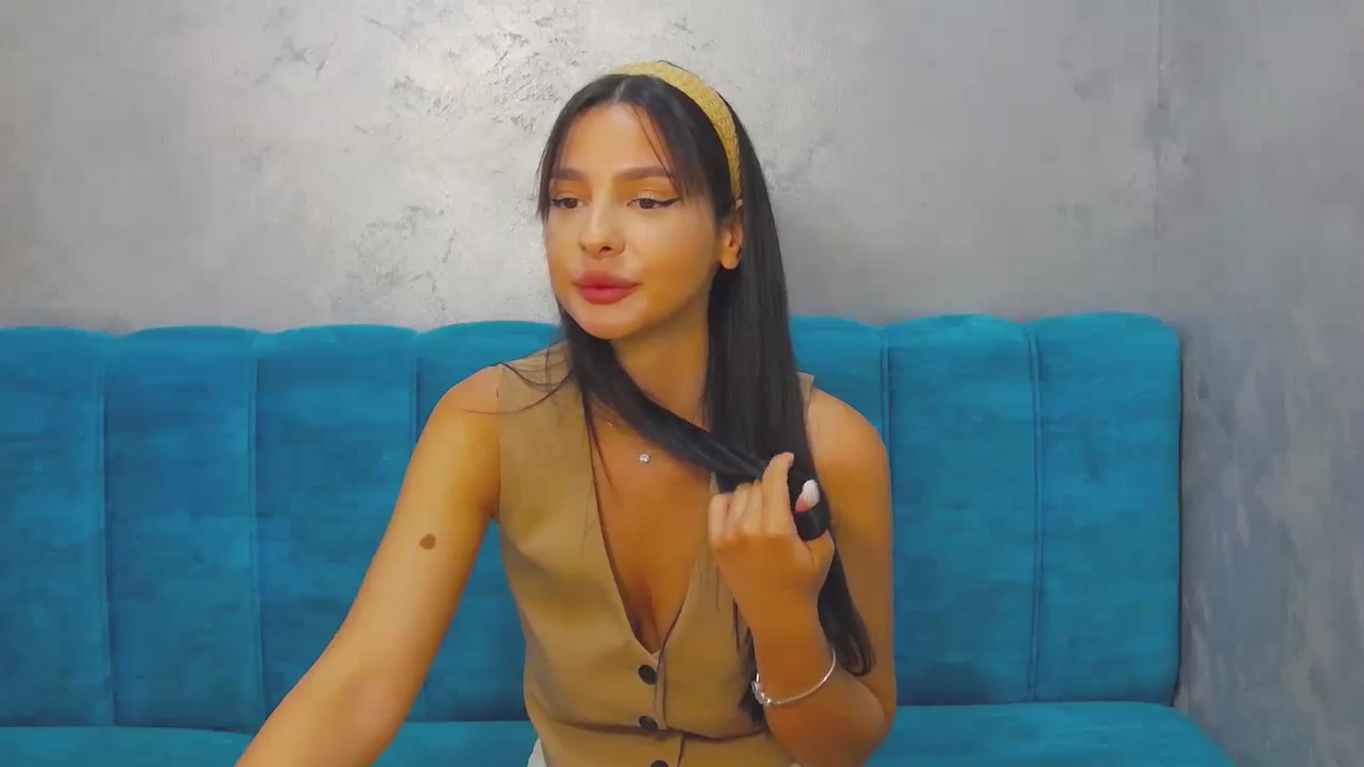 Gallery image thumbnail from MeliMelody's myfreecams stream on, 07/10/2024, 15:02 image 19 of 20