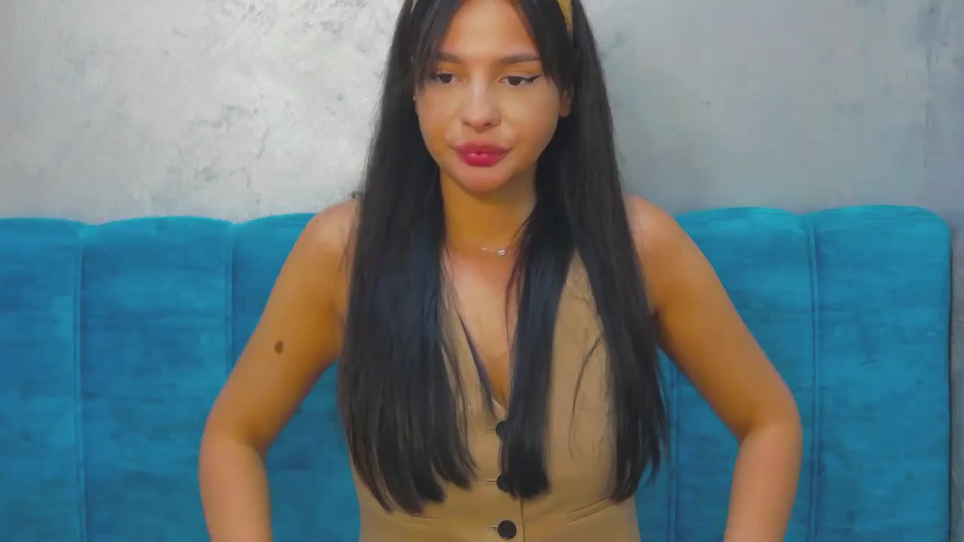 Gallery image thumbnail from MeliMelody's myfreecams stream on, 07/10/2024, 17:24 image 5 of 20