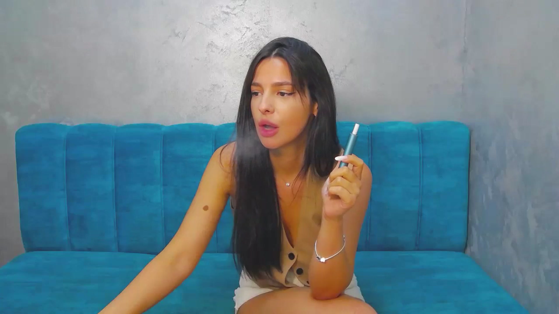 Gallery image thumbnail from MeliMelody's myfreecams stream on, 07/10/2024, 19:03 image 15 of 20
