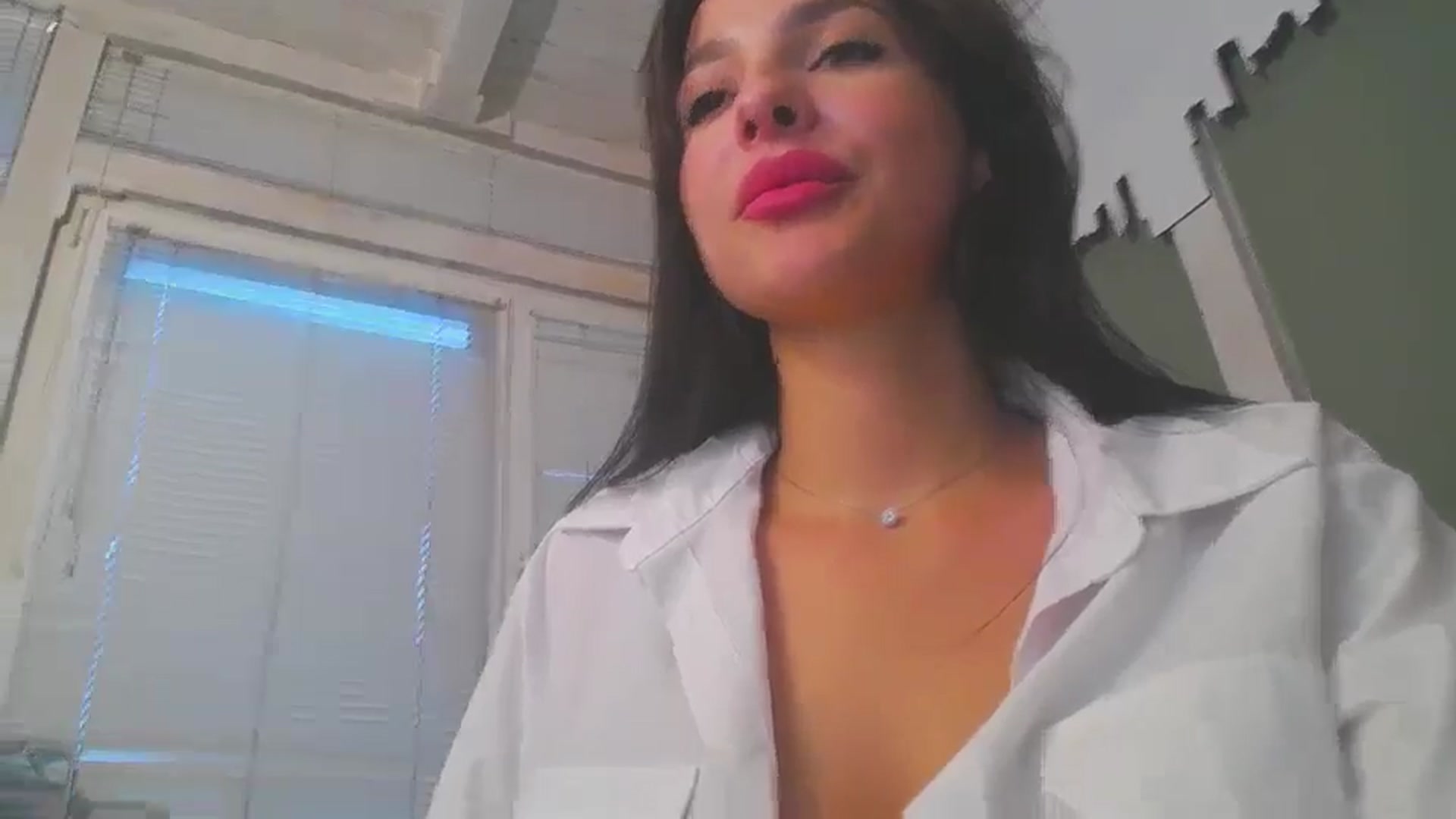 Gallery image thumbnail from MeliMelody's myfreecams stream on, 07/16/2024, 18:55 image 4 of 20