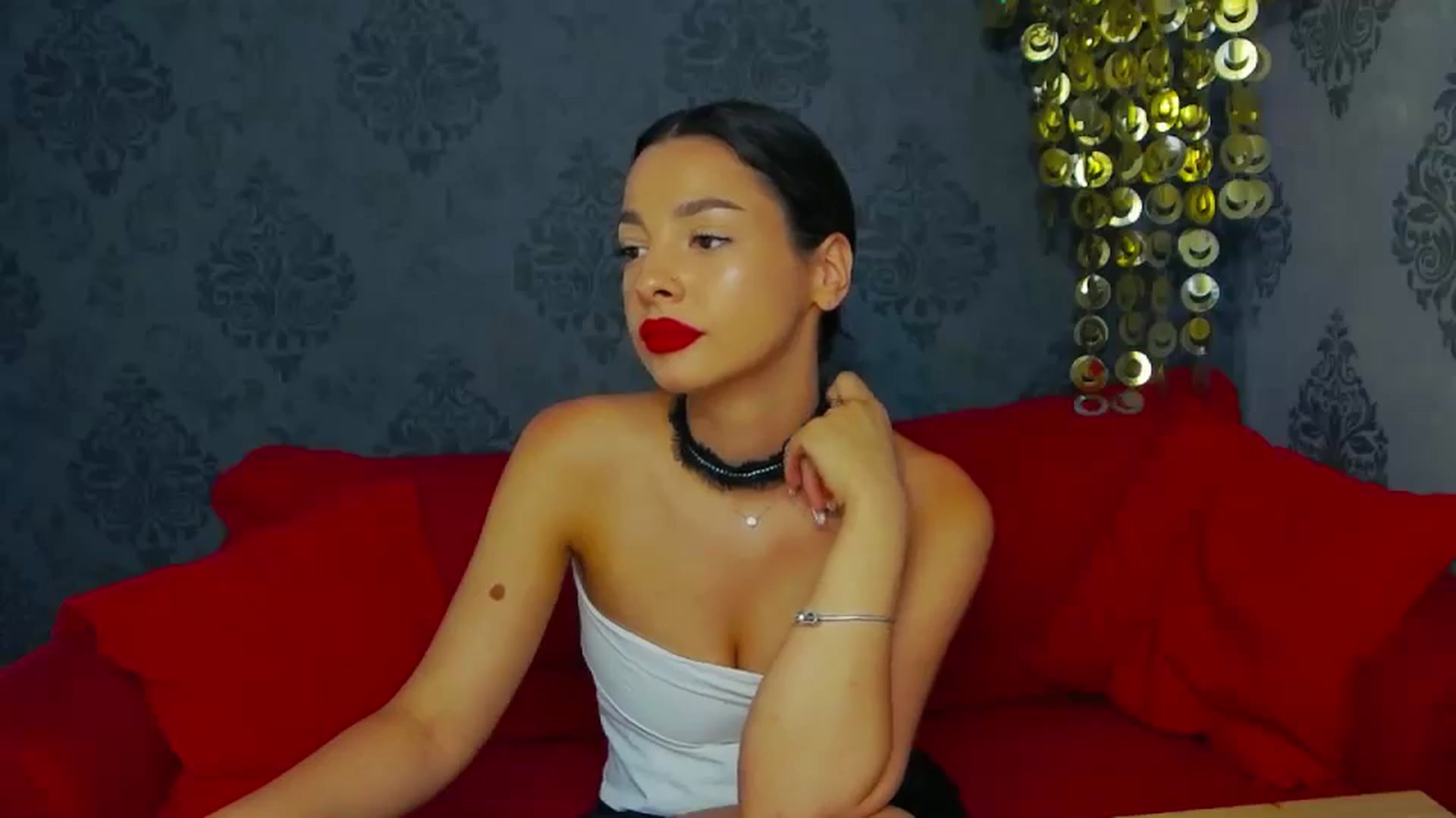 Gallery image thumbnail from MeliMelody's myfreecams stream on, 07/17/2024, 13:14 image 13 of 20