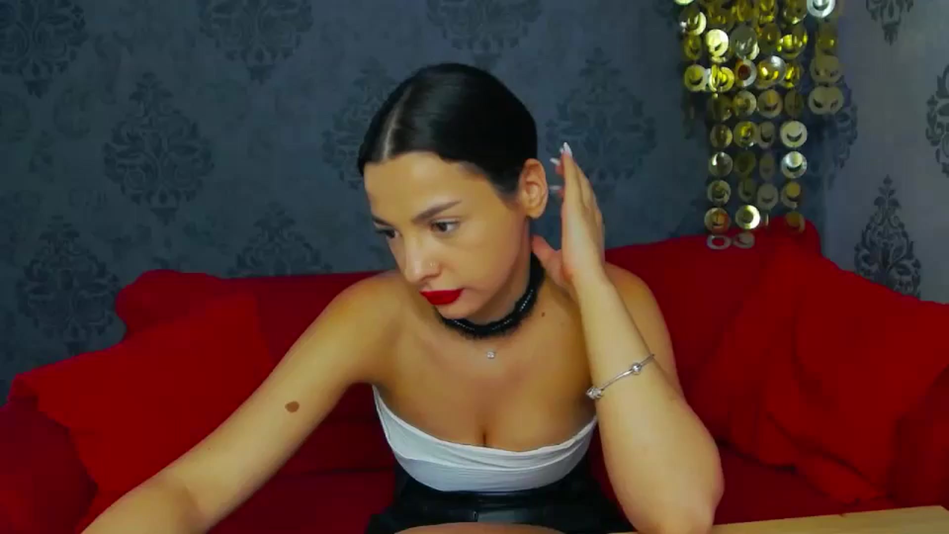 Gallery image thumbnail from MeliMelody's myfreecams stream on, 07/17/2024, 13:14 image 19 of 20