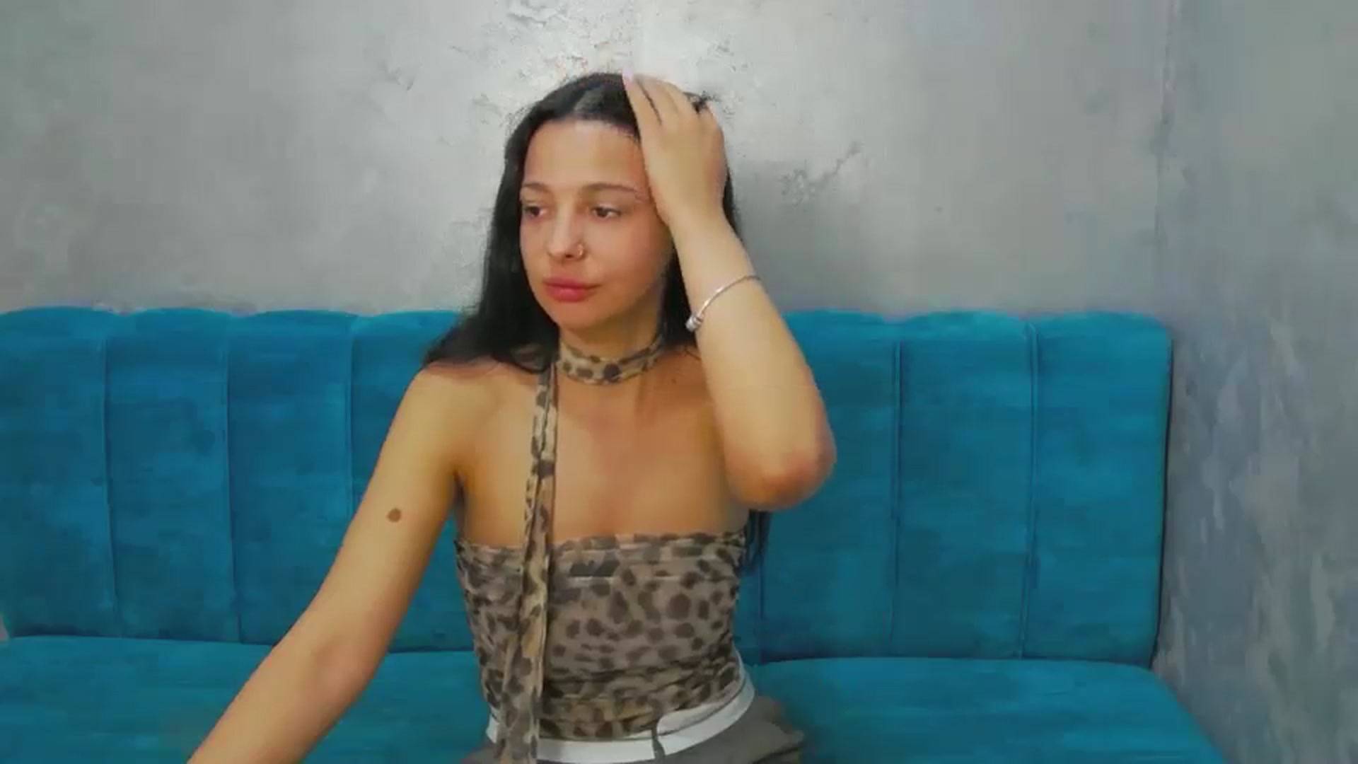 Gallery image thumbnail from MeliMelody's myfreecams stream on, 07/21/2024, 17:56 image 12 of 20