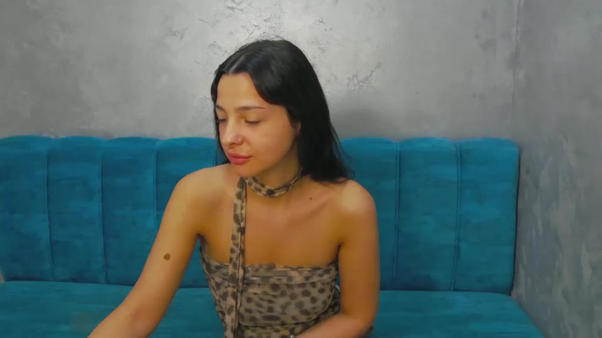 Gallery image thumbnail from MeliMelody's myfreecams stream on, 07/21/2024, 17:56 image 6 of 20