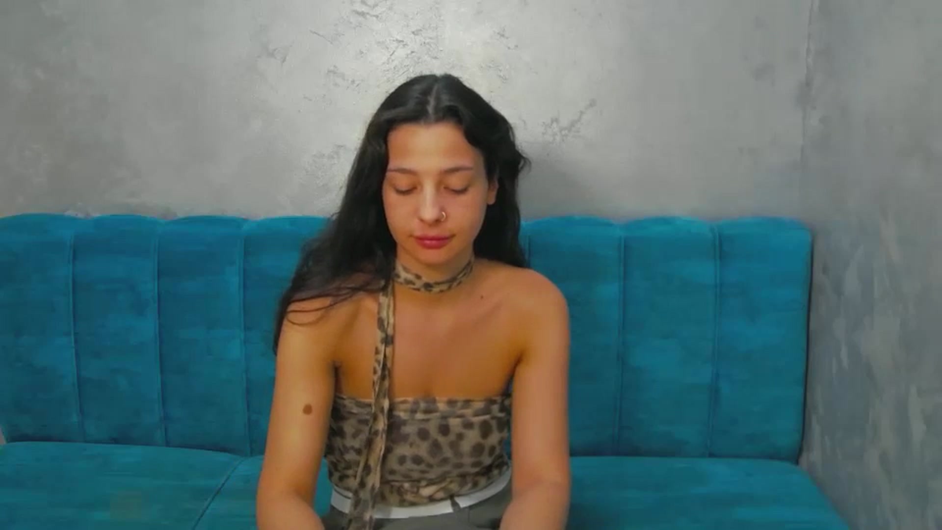 Gallery image thumbnail from MeliMelody's myfreecams stream on, 07/21/2024, 18:13 image 11 of 20