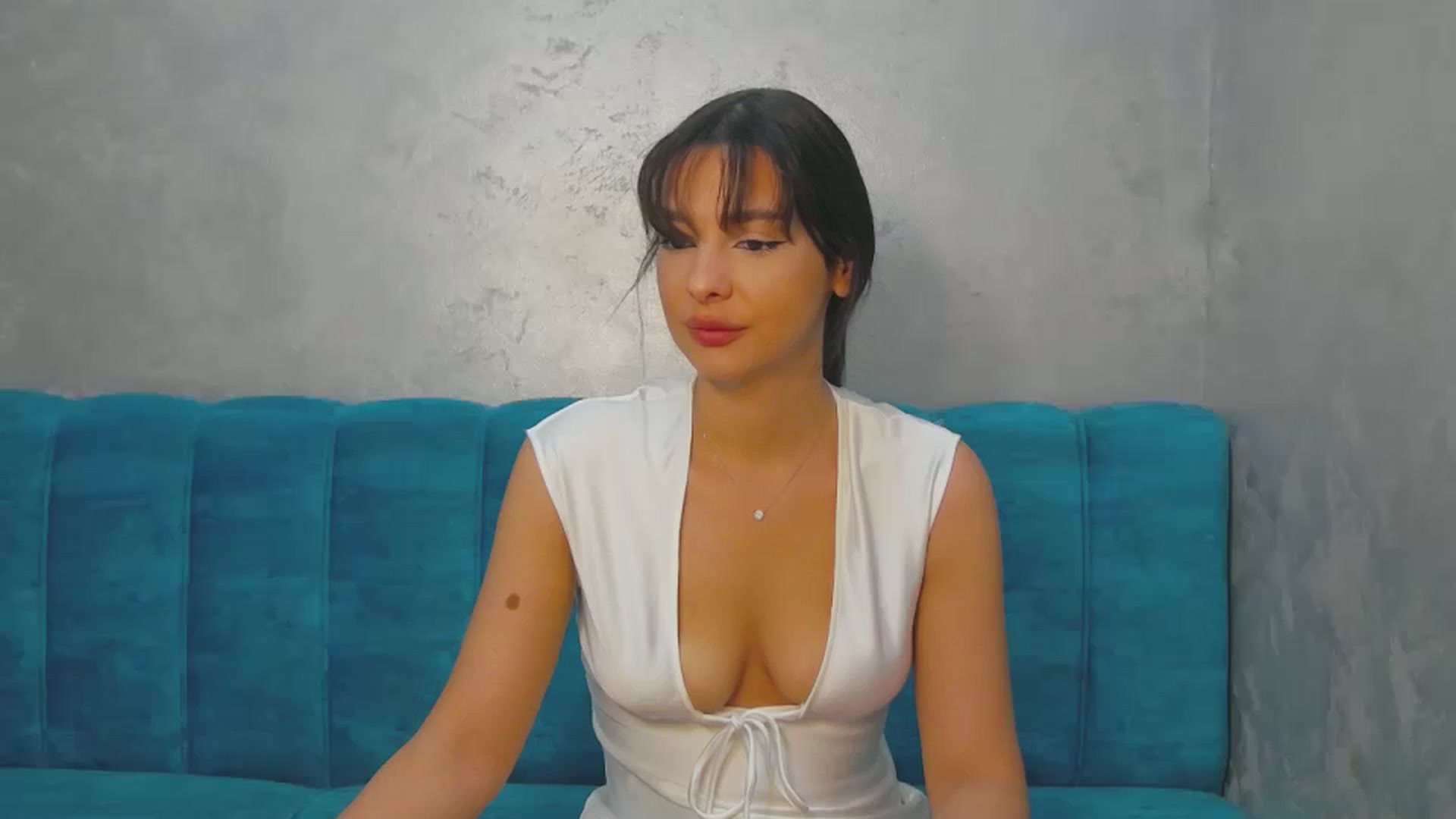 Gallery image thumbnail from MeliMelody's myfreecams stream on, 07/31/2024, 12:35 image 4 of 20