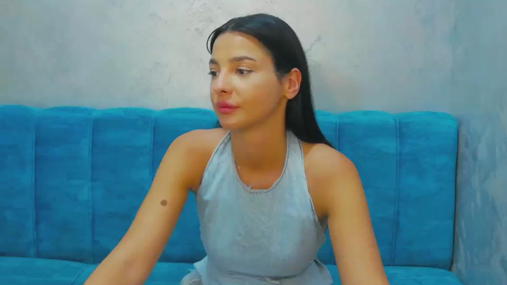 Gallery image thumbnail from MeliMelody's myfreecams stream on, 08/07/2024, 19:17 image 7 of 20