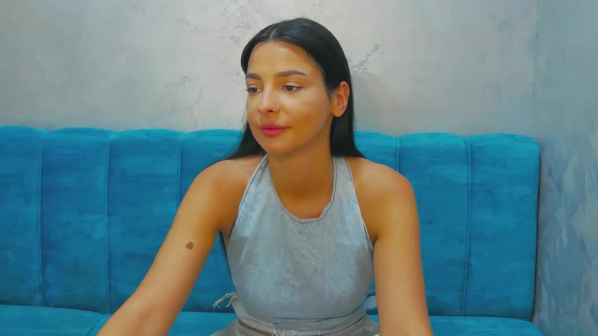 Gallery image thumbnail from MeliMelody's myfreecams stream on, 08/07/2024, 19:17 image 10 of 20