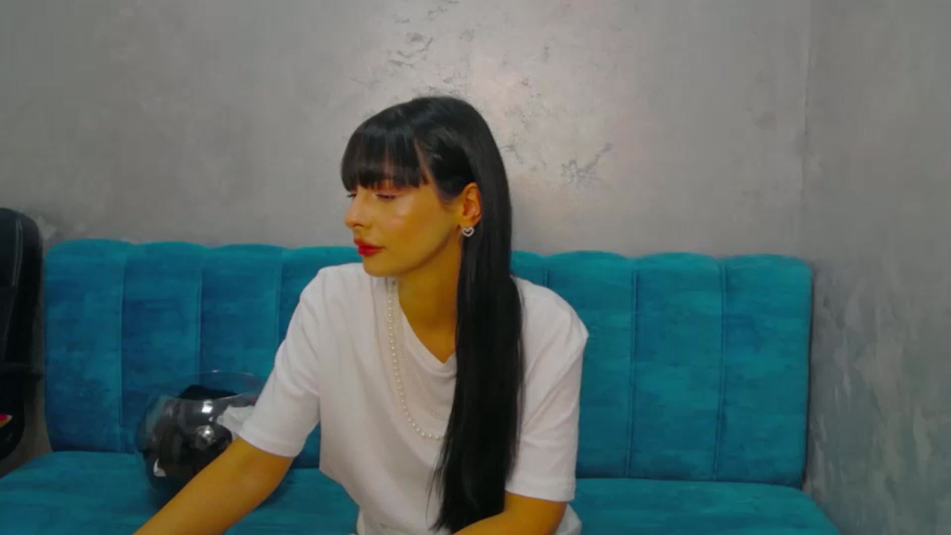 Gallery image thumbnail from MeliMelody's myfreecams stream on, 08/13/2024, 15:11 image 2 of 20