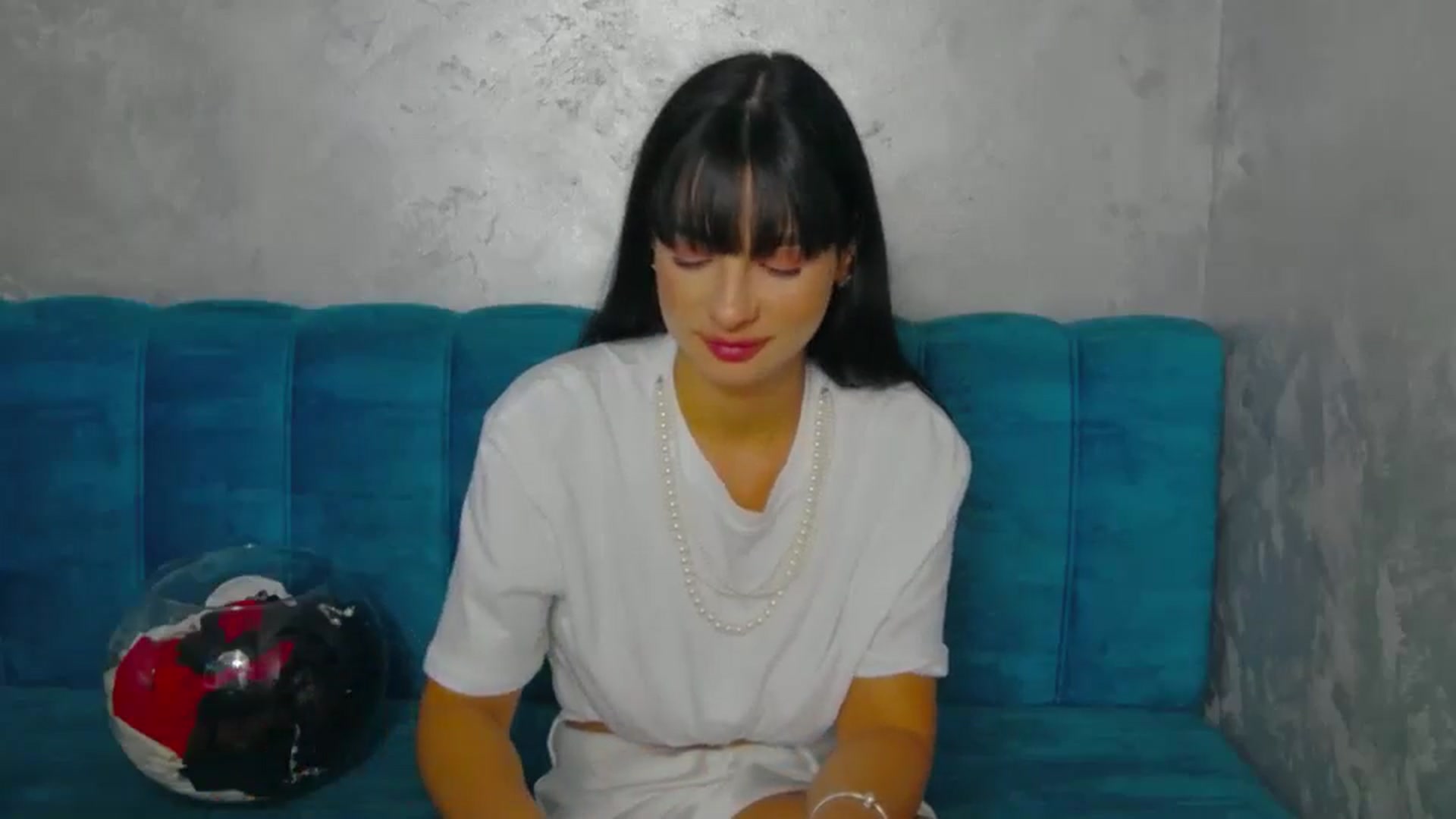 Gallery image thumbnail from MeliMelody's myfreecams stream on, 08/13/2024, 17:00 image 4 of 20