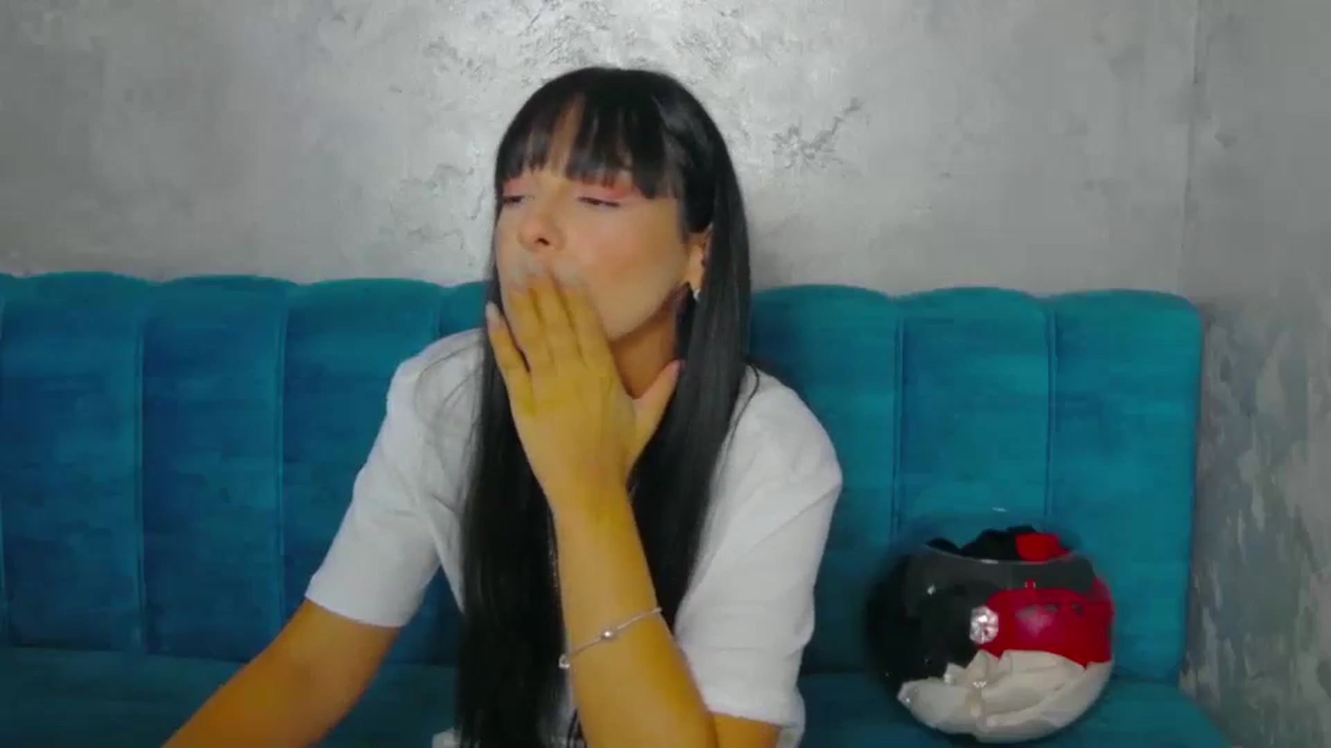 Gallery image thumbnail from MeliMelody's myfreecams stream on, 08/13/2024, 18:18 image 4 of 20