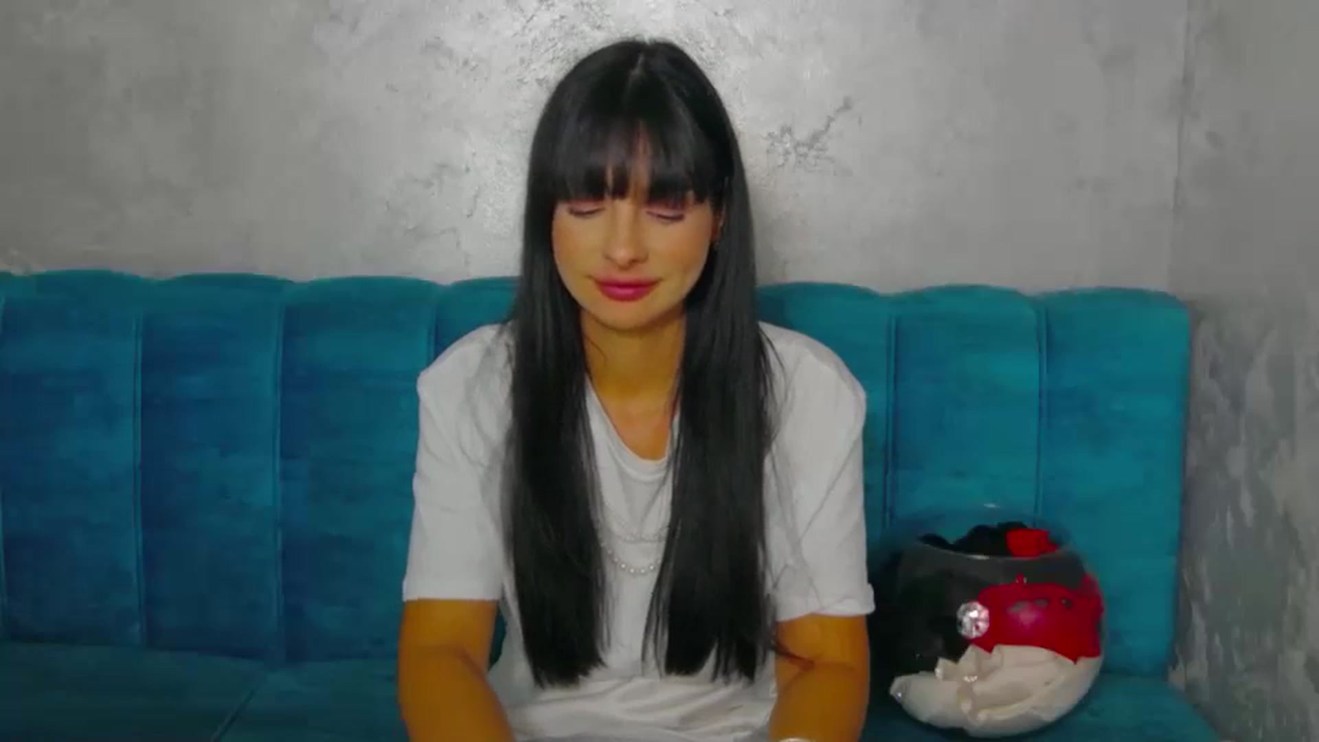 Gallery image thumbnail from MeliMelody's myfreecams stream on, 08/13/2024, 18:18 image 6 of 20