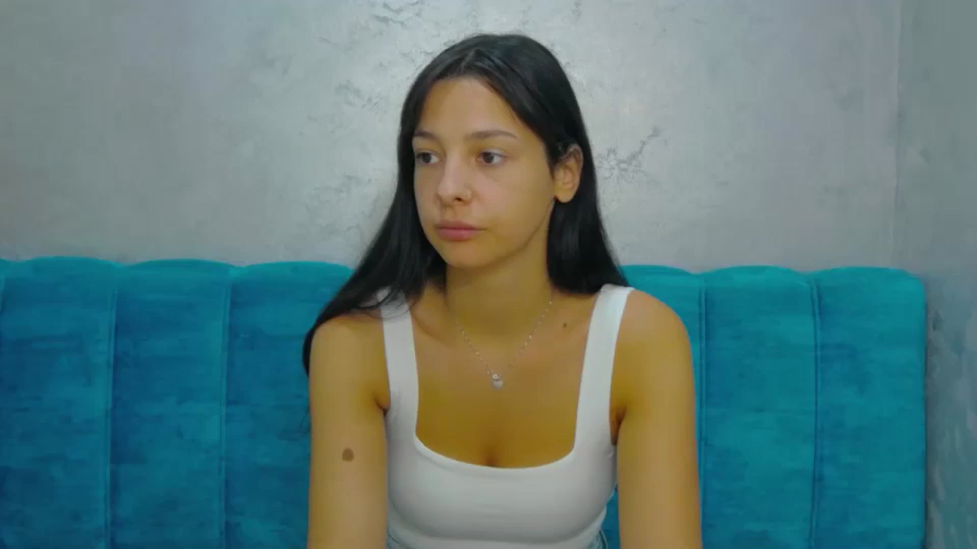 Gallery image thumbnail from MeliMelody's myfreecams stream on, 08/20/2024, 11:01 image 19 of 20