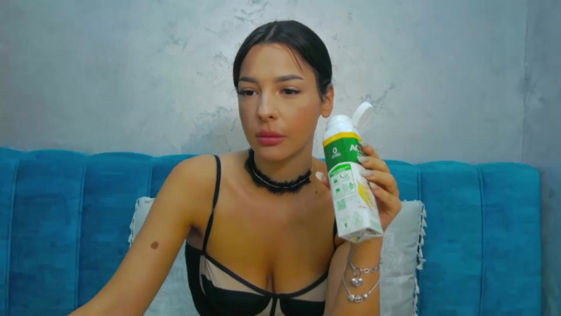 Gallery image thumbnail from MeliMelody's myfreecams stream on, 08/22/2024, 14:30 image 4 of 20