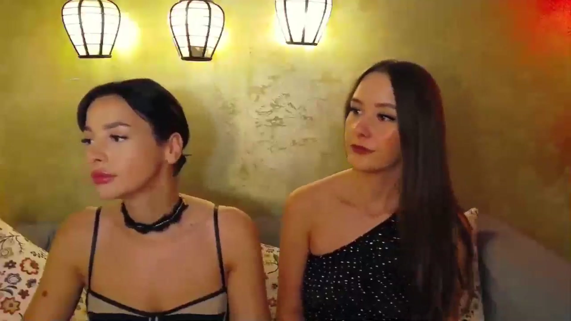 Gallery image thumbnail from MeliMelody's myfreecams stream on, 08/22/2024, 16:59 image 14 of 20