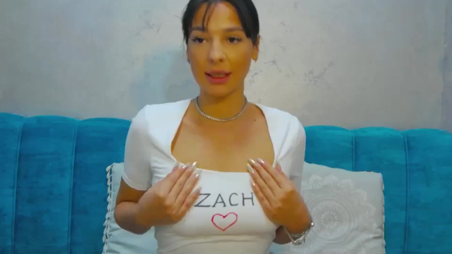 Gallery image thumbnail from MeliMelody's myfreecams stream on, 08/26/2024, 15:23 image 9 of 20