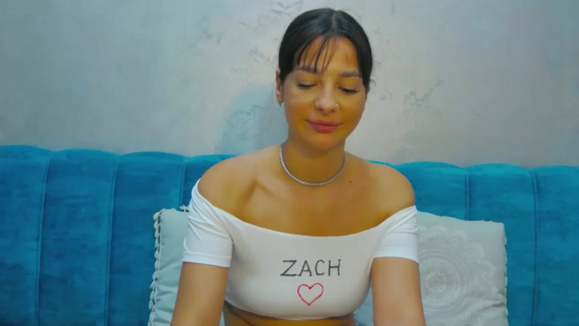 Gallery image thumbnail from MeliMelody's myfreecams stream on, 08/26/2024, 15:23 image 14 of 20