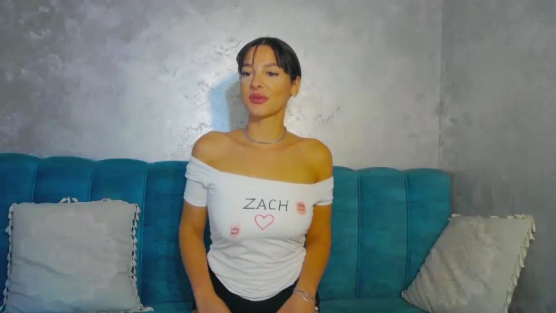 Gallery image thumbnail from MeliMelody's myfreecams stream on, 08/26/2024, 19:03 image 5 of 20