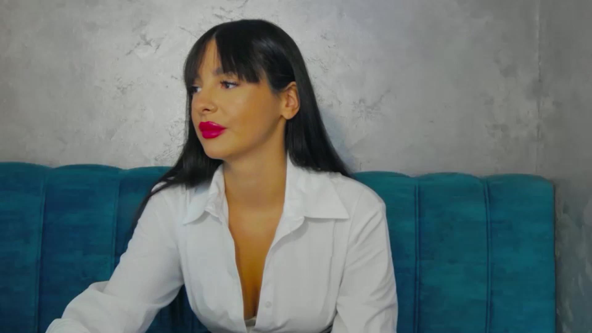 Gallery image thumbnail from MeliMelody's myfreecams stream on, 08/27/2024, 12:34 image 4 of 20