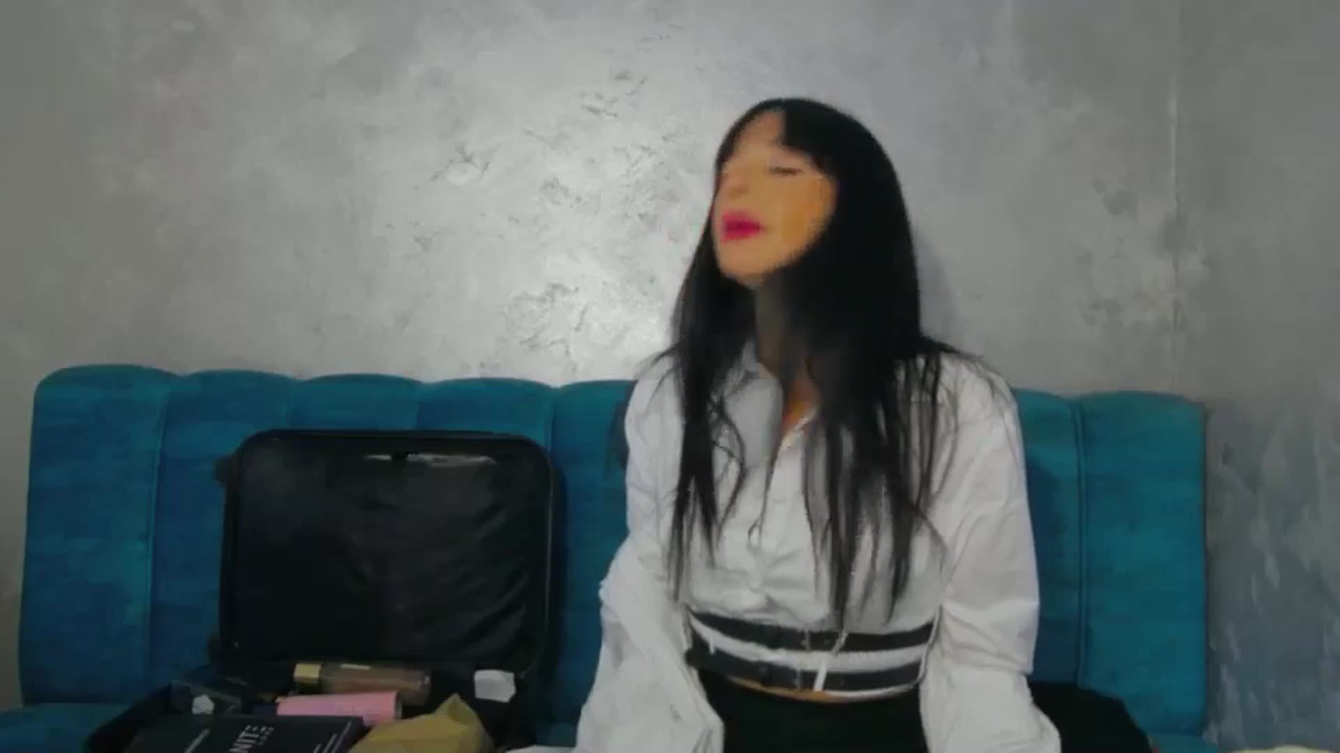 Gallery image thumbnail from MeliMelody's myfreecams stream on, 08/27/2024, 15:04 image 15 of 20