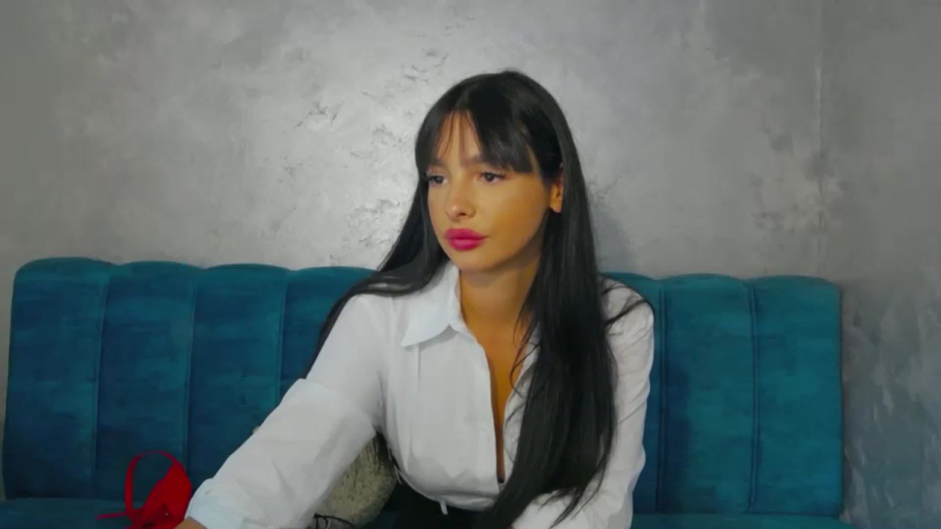 Gallery image thumbnail from MeliMelody's myfreecams stream on, 08/27/2024, 15:04 image 13 of 20