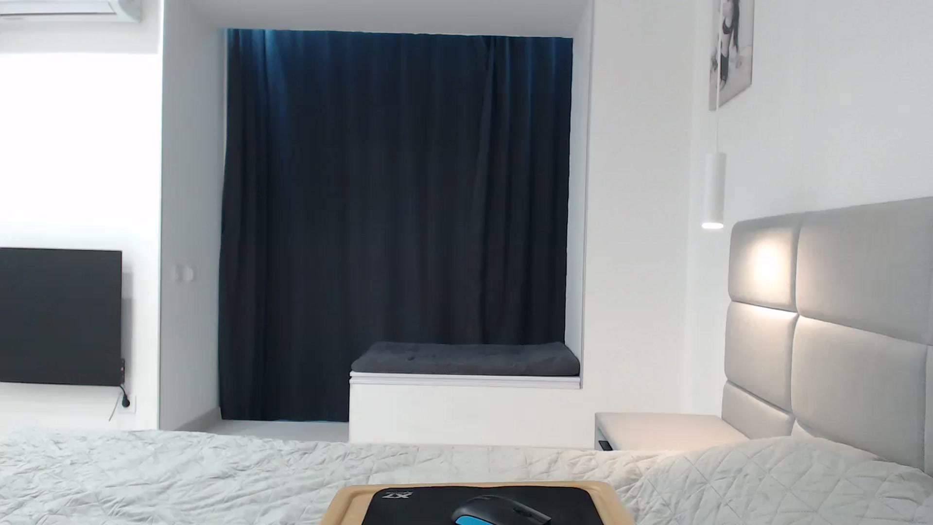 Gallery image thumbnail from Meliisa69's myfreecams stream on, 08/16/2023, 22:40 image 10 of 20