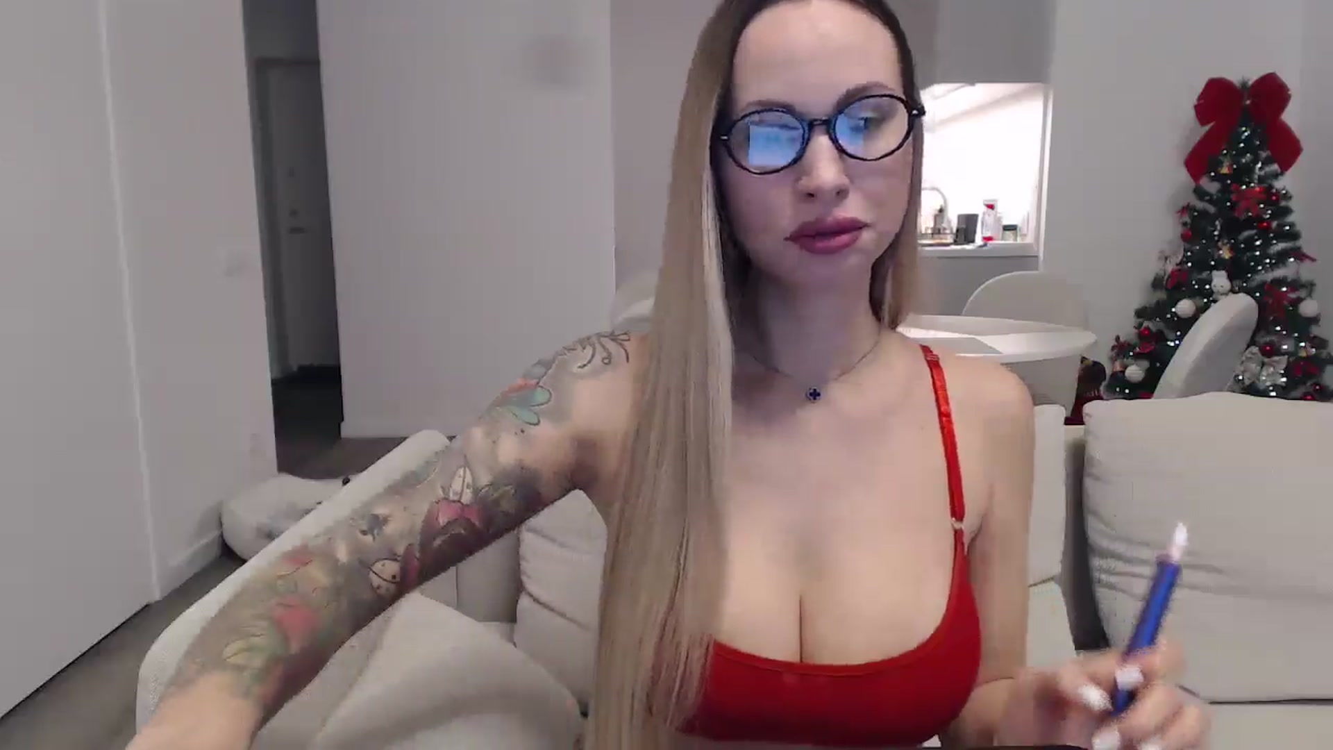 Gallery image thumbnail from Meliisa69's myfreecams stream on, 12/23/2025, 01:20 image 20 of 20