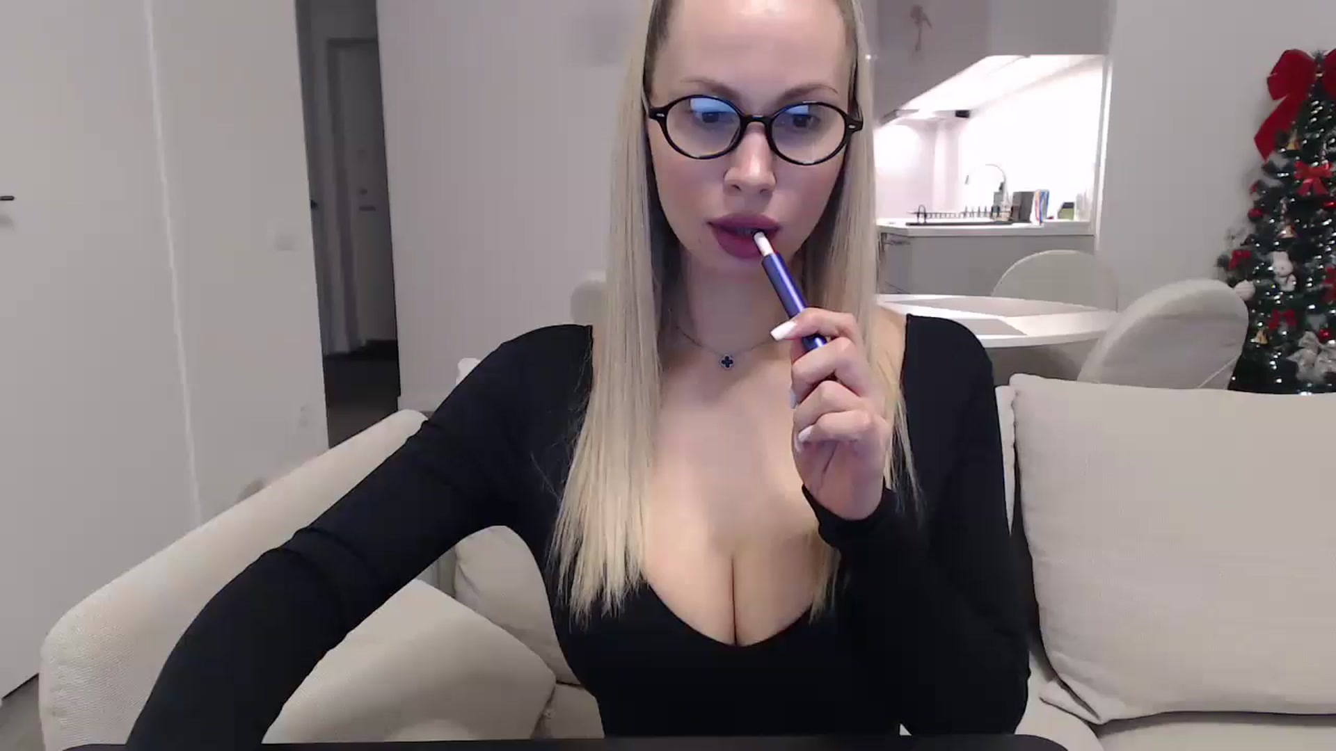 Gallery image thumbnail from Meliisa69's myfreecams stream on, 01/21/2026, 01:40 image 14 of 20
