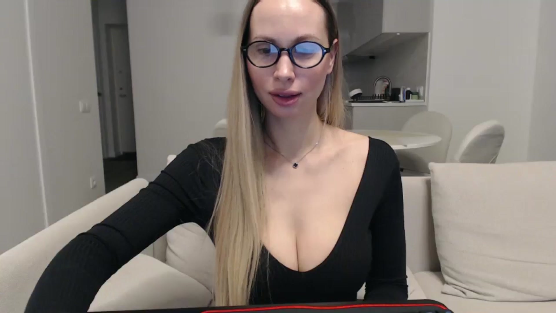 Gallery image thumbnail from Meliisa69's myfreecams stream on, 02/17/2026, 23:56 image 20 of 20