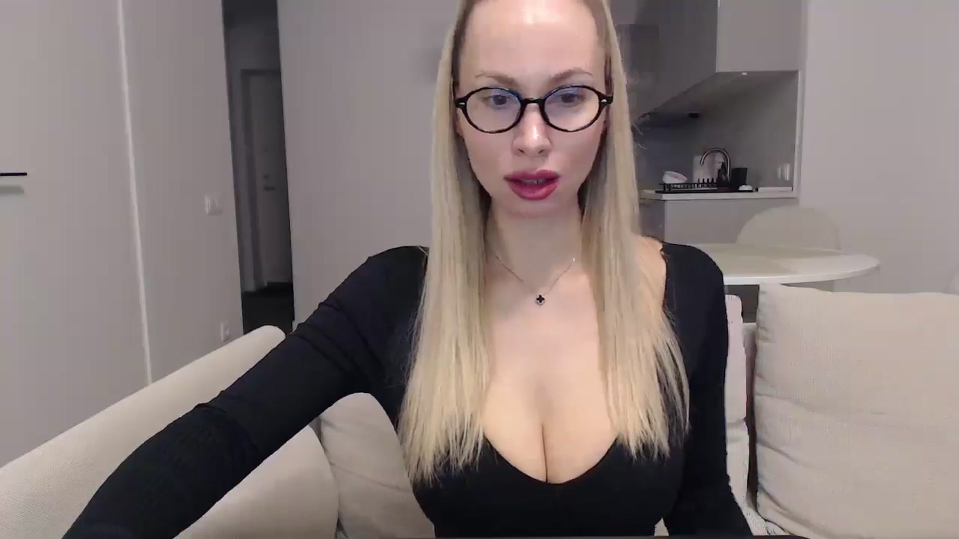 Gallery image thumbnail from Meliisa69's myfreecams stream on, 03/10/2026, 01:38 image 19 of 20