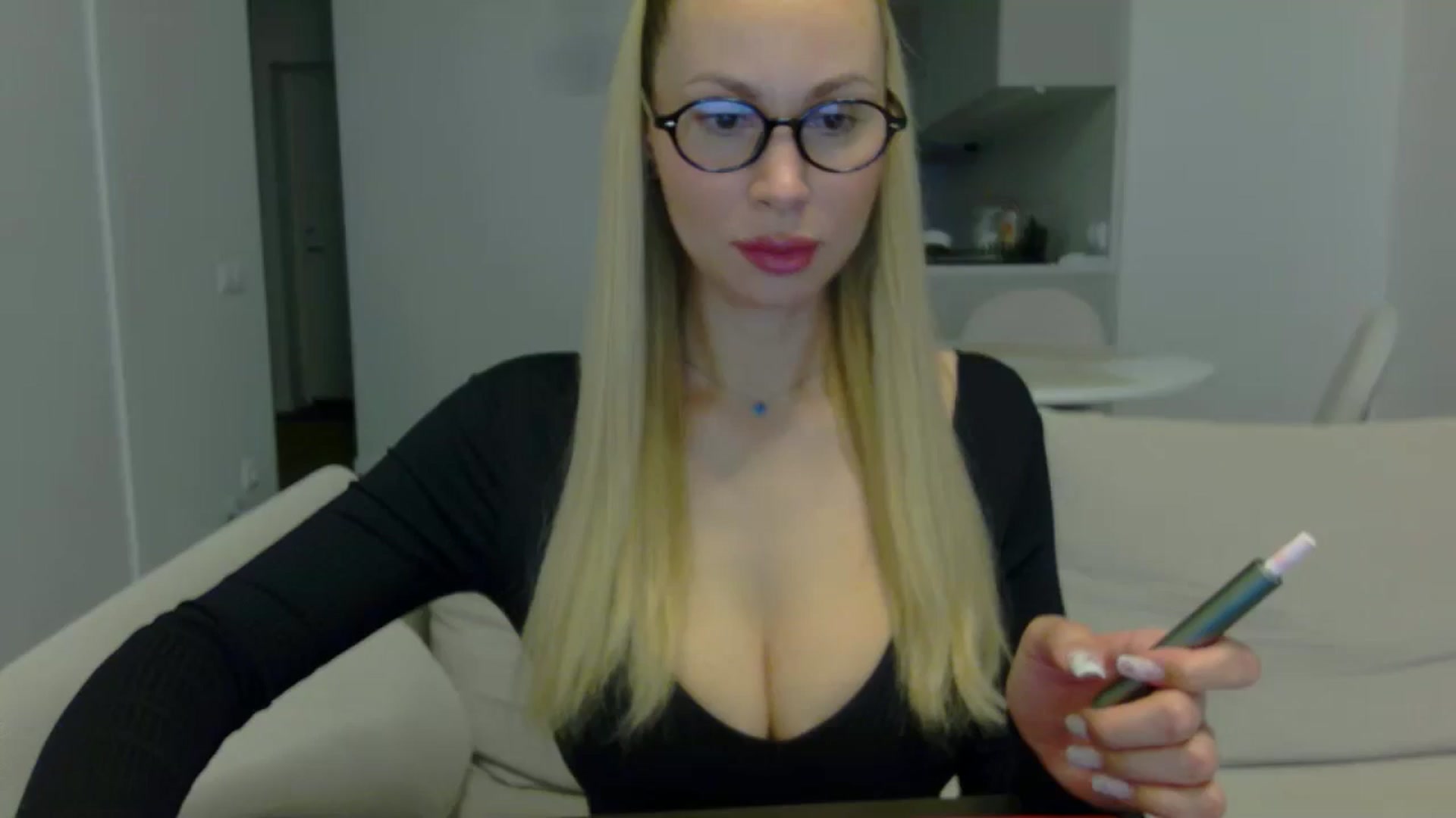 Gallery image thumbnail from Meliisa69's myfreecams stream on, 04/27/2026, 01:10 image 7 of 20
