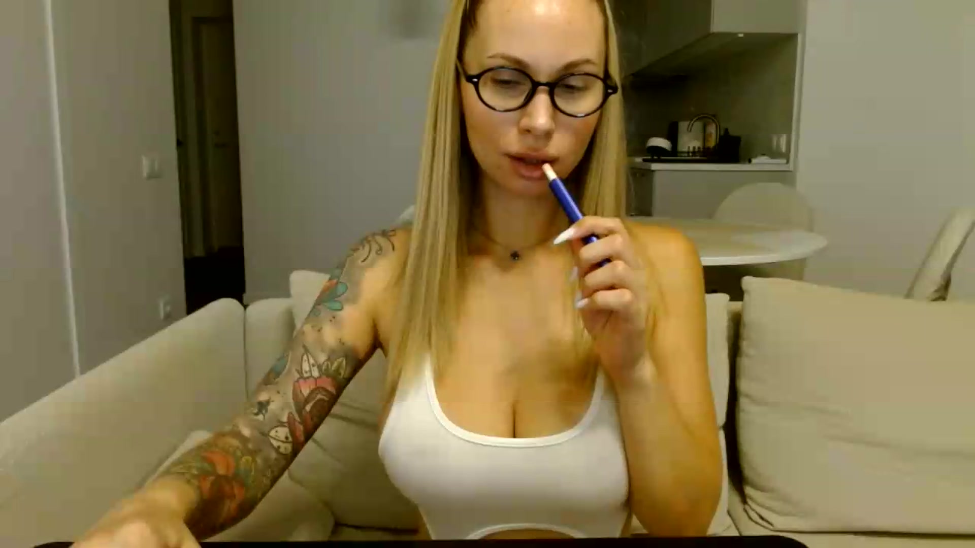 Gallery image thumbnail from Meliisa69's myfreecams stream on, 07/29/2026, 22:56 image 5 of 20