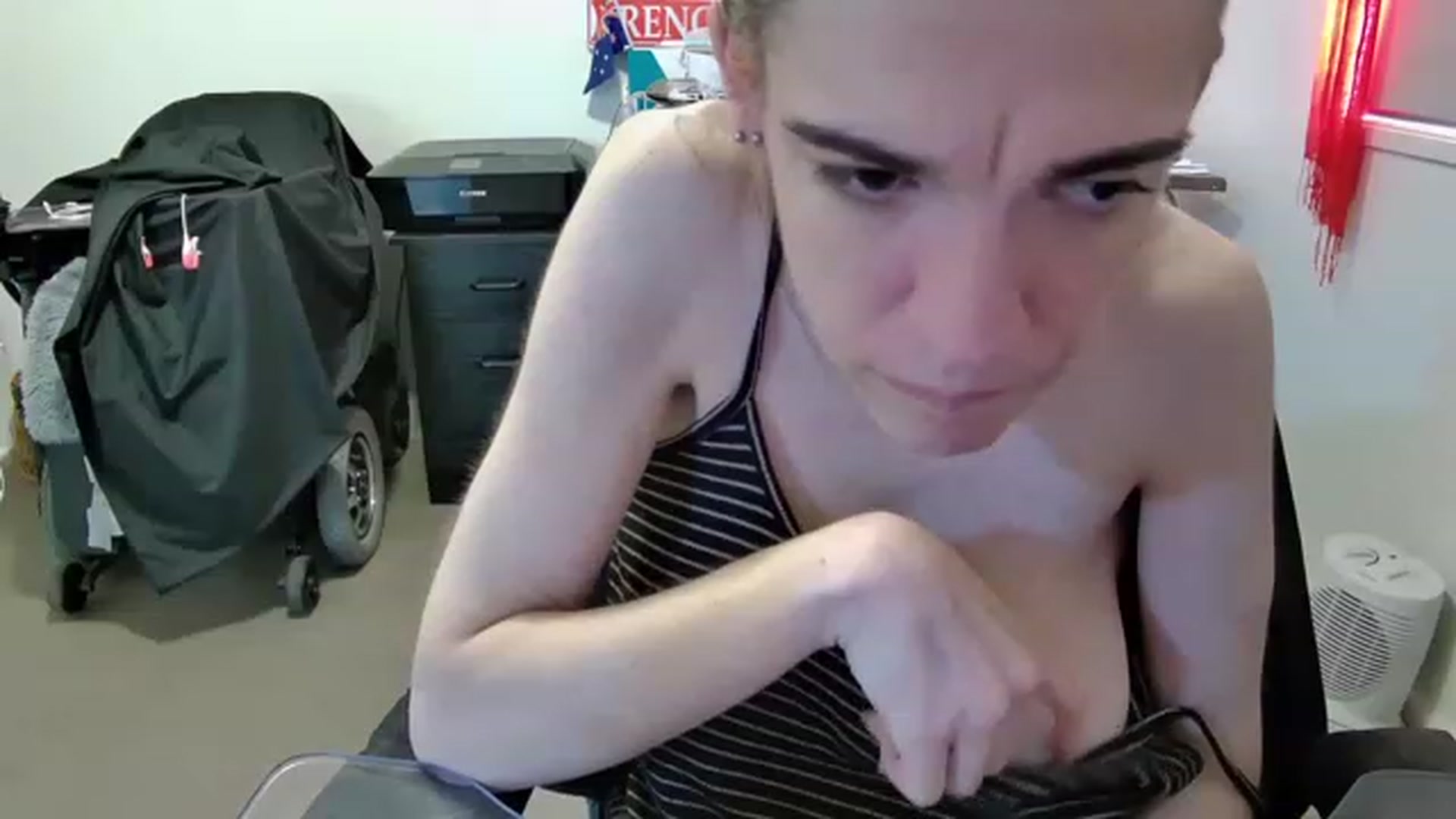 Gallery image thumbnail from MelinahViking's myfreecams stream on, 04/25/2023, 02:39 image 13 of 20
