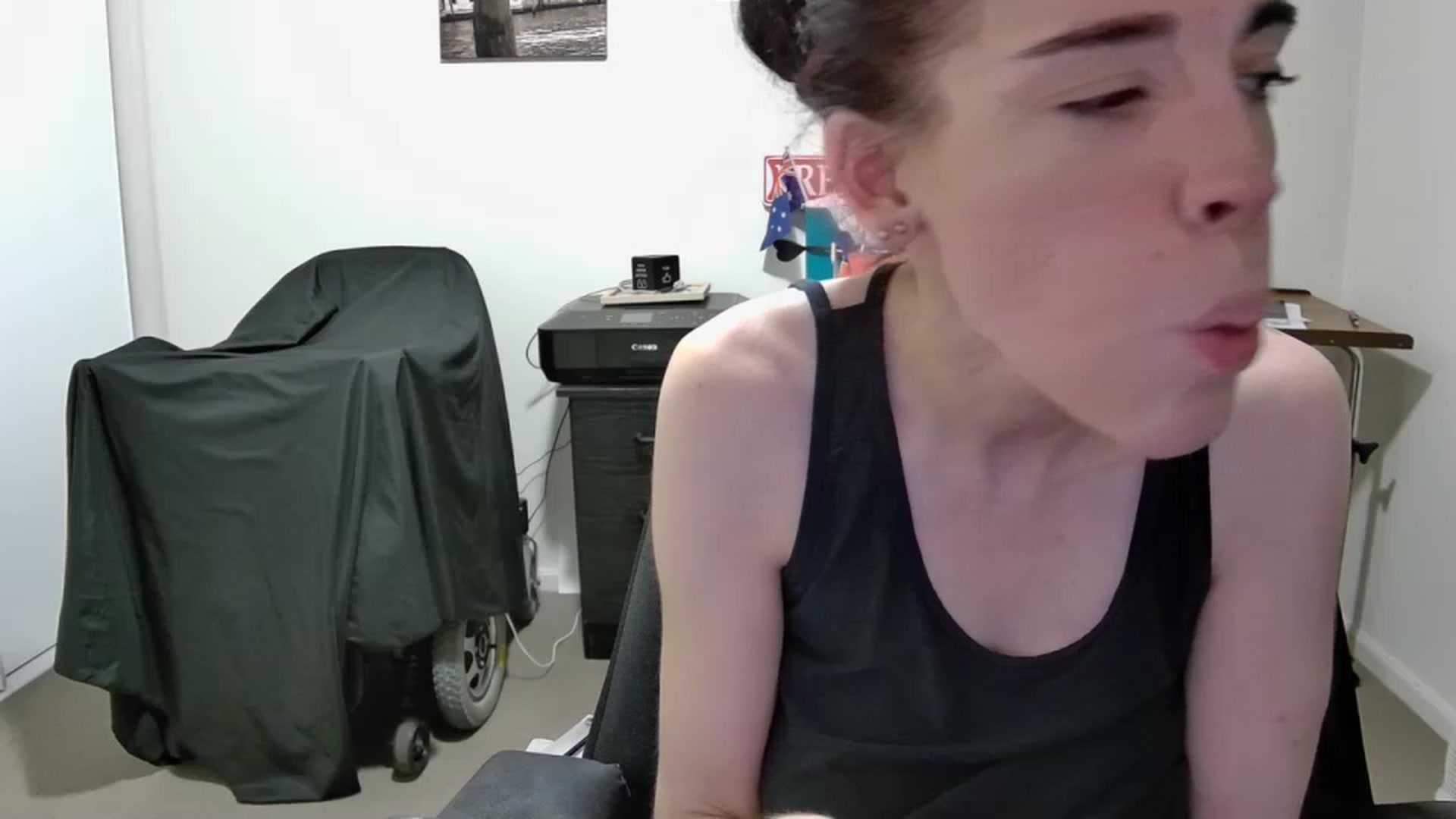 Gallery image thumbnail from MelinahViking's myfreecams stream on, 06/08/2023, 07:16 image 18 of 20