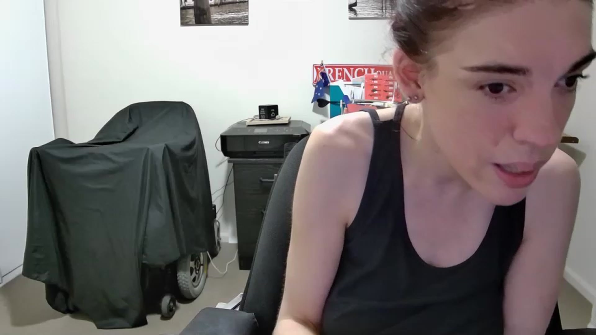 Gallery image thumbnail from MelinahViking's myfreecams stream on, 06/08/2023, 07:16 image 14 of 20