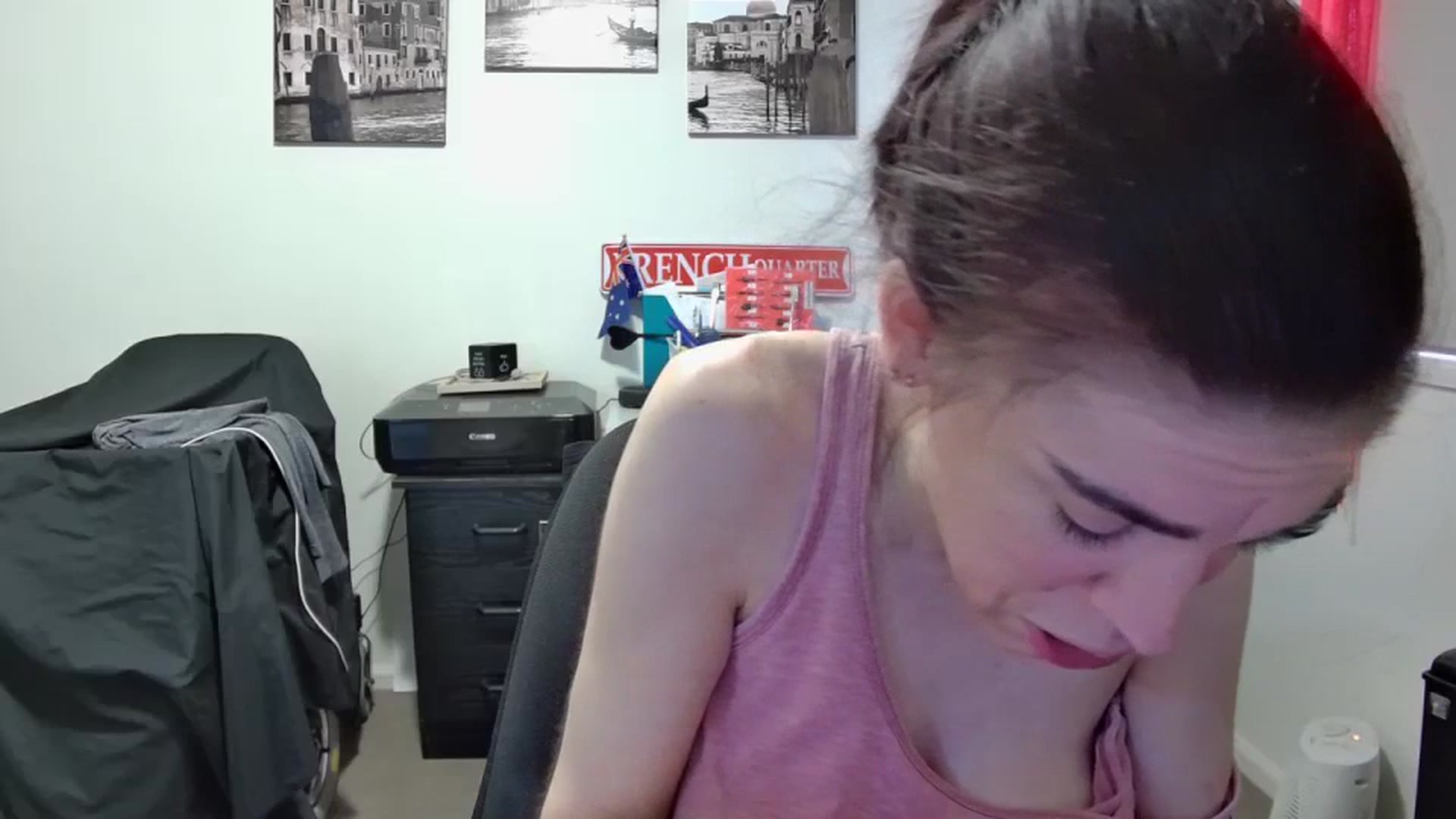 Gallery image thumbnail from MelinahViking's myfreecams stream on, 06/10/2023, 24:23 image 15 of 20