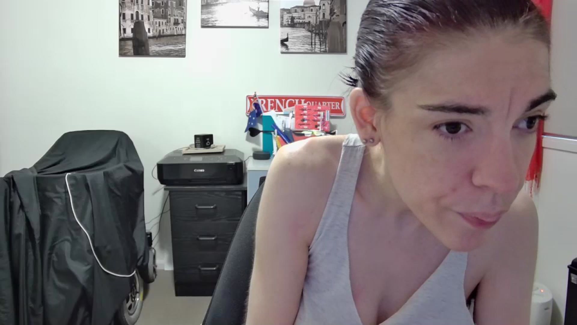 Gallery image thumbnail from MelinahViking's myfreecams stream on, 06/10/2023, 22:50 image 12 of 20
