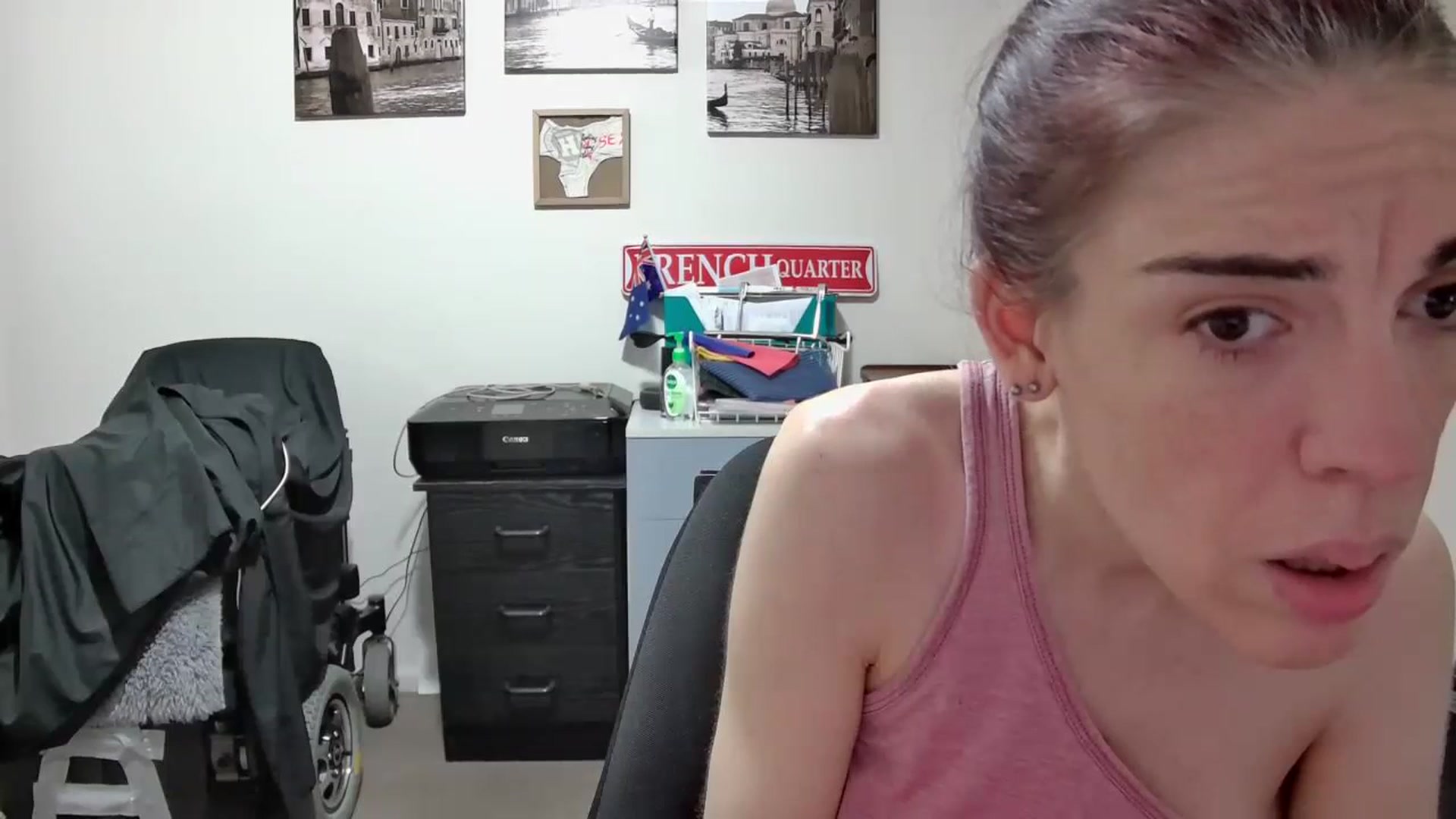 Gallery image thumbnail from MelinahViking's myfreecams stream on, 06/29/2023, 07:07 image 6 of 20