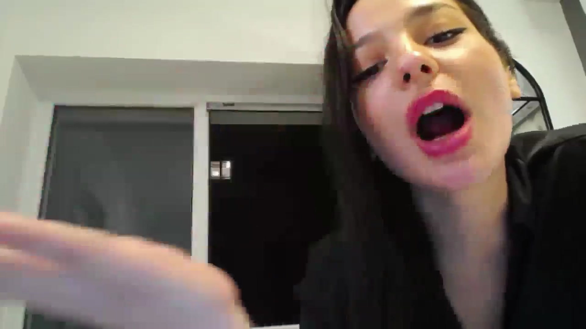 Gallery image thumbnail from MelindaBaby's myfreecams stream on, 10/13/2023, 19:38 image 8 of 20