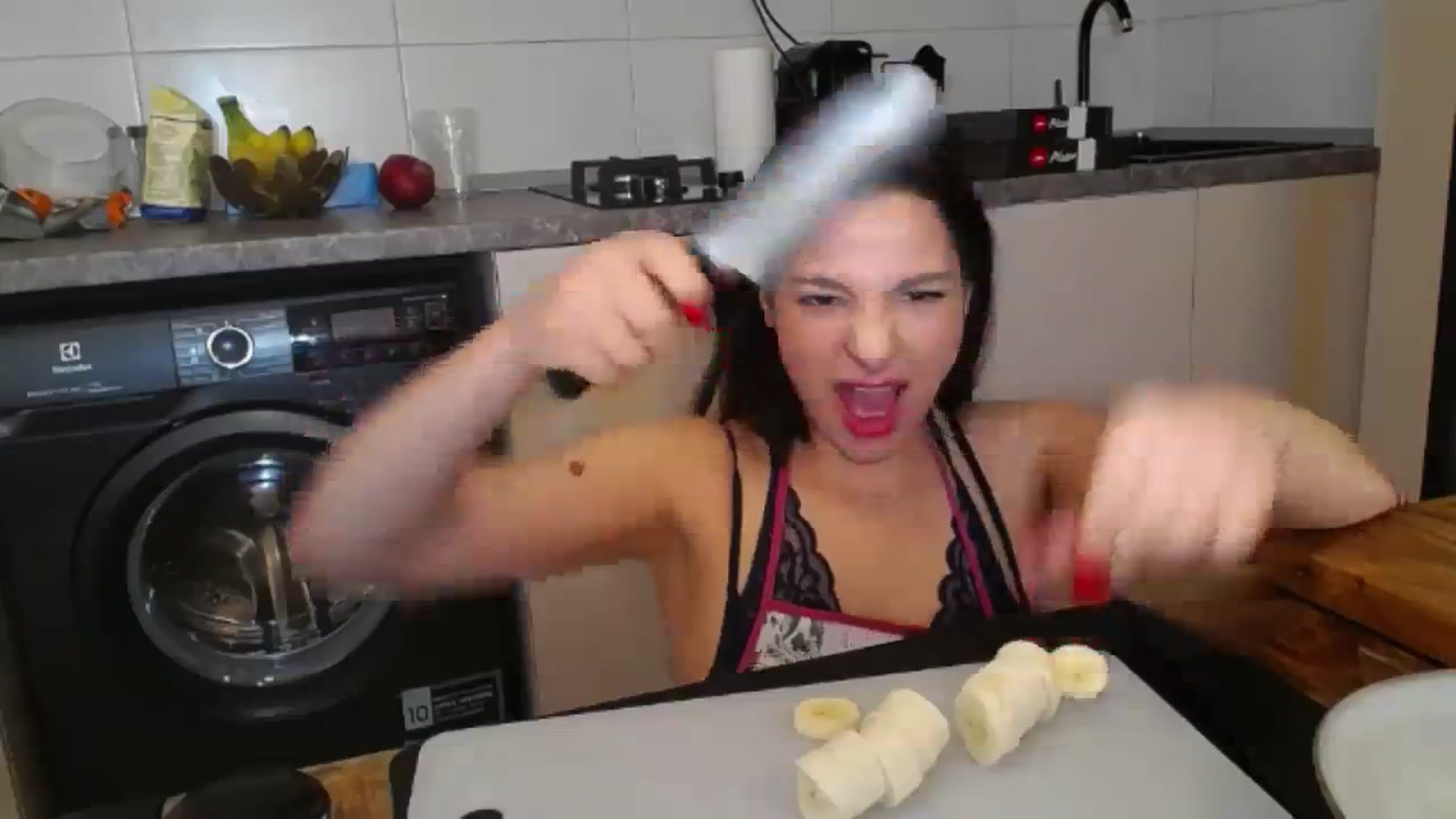 Gallery image thumbnail from MelindaBaby's myfreecams stream on, 10/13/2023, 21:05 image 12 of 20