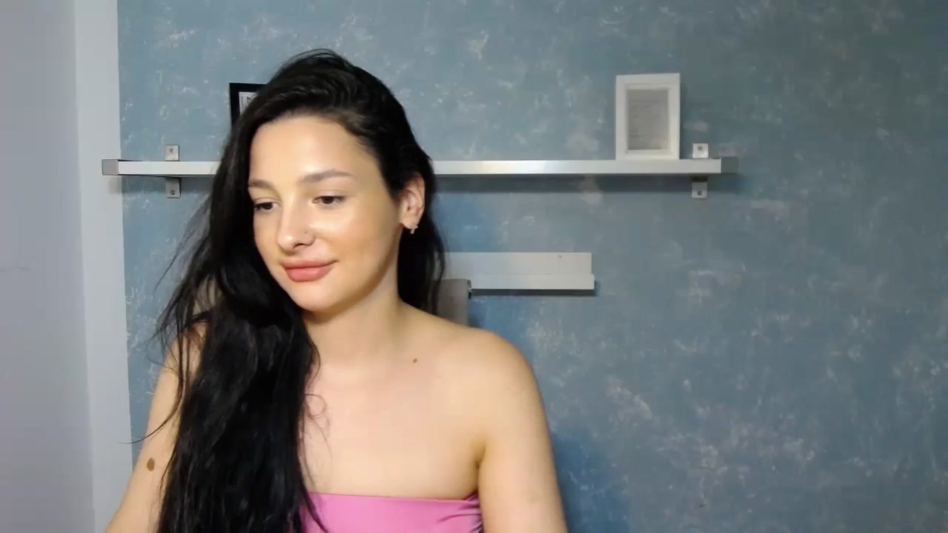 Gallery image thumbnail from MelindaBaby's myfreecams stream on, 10/16/2023, 17:56 image 20 of 20