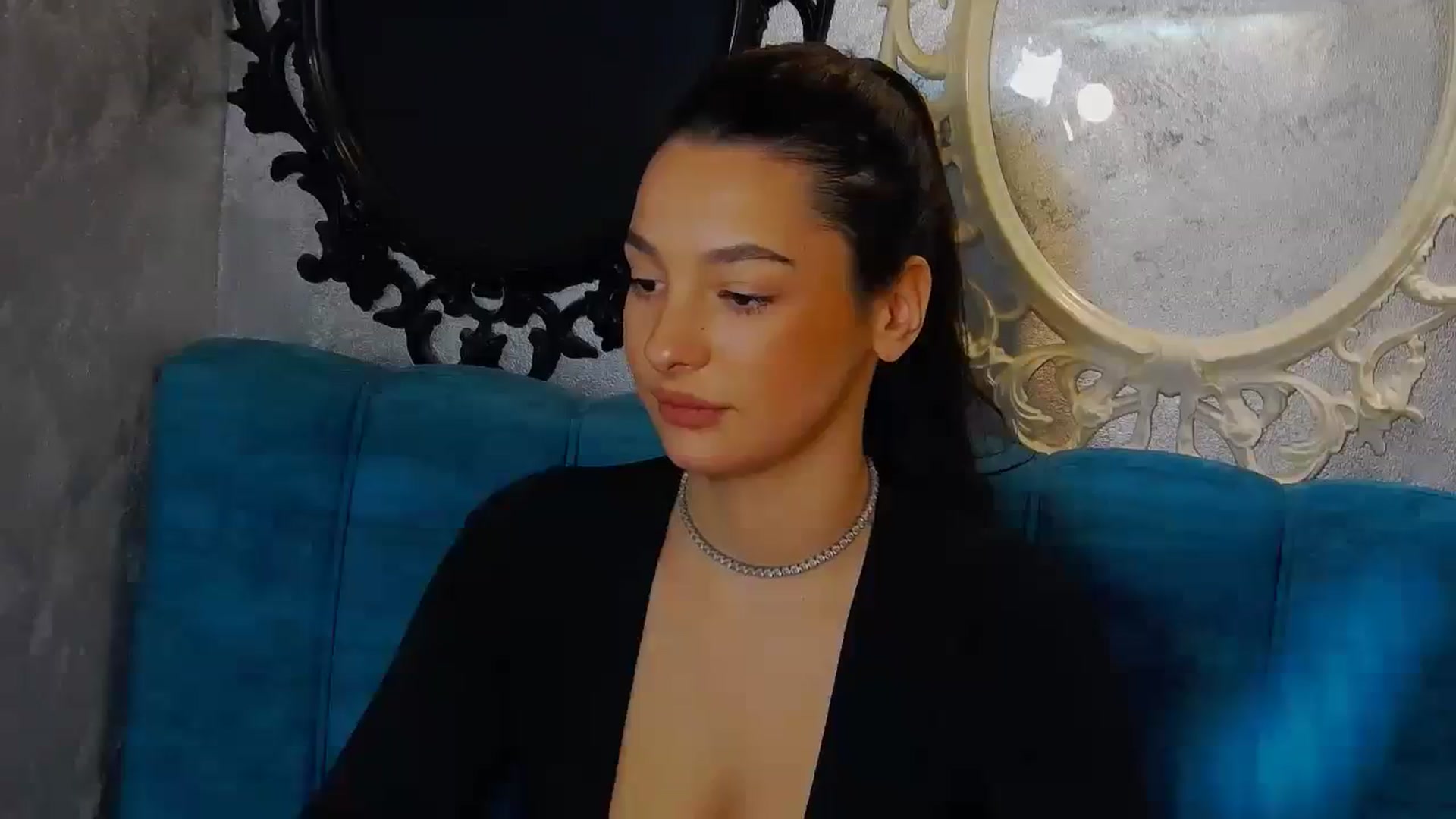 Gallery image thumbnail from MelindaBaby's myfreecams stream on, 10/17/2023, 14:11 image 19 of 20