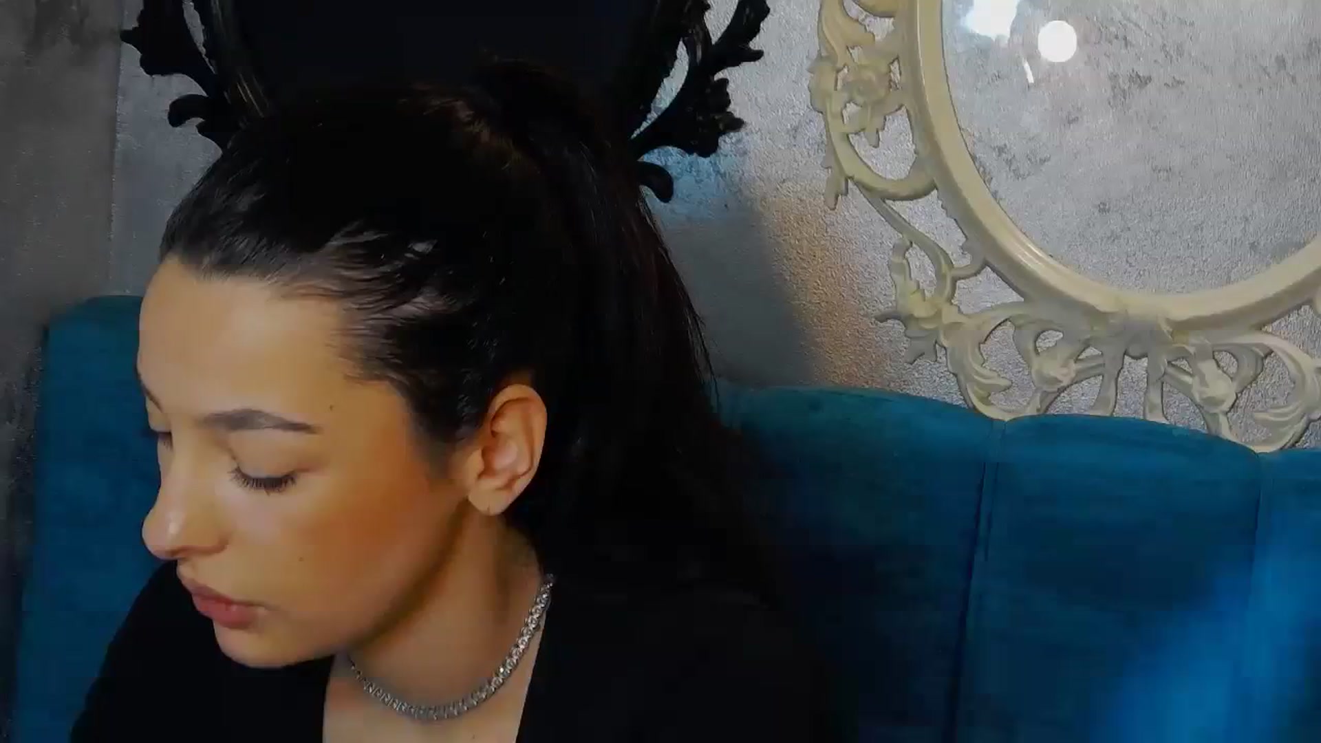 Gallery image thumbnail from MelindaBaby's myfreecams stream on, 10/17/2023, 14:11 image 18 of 20