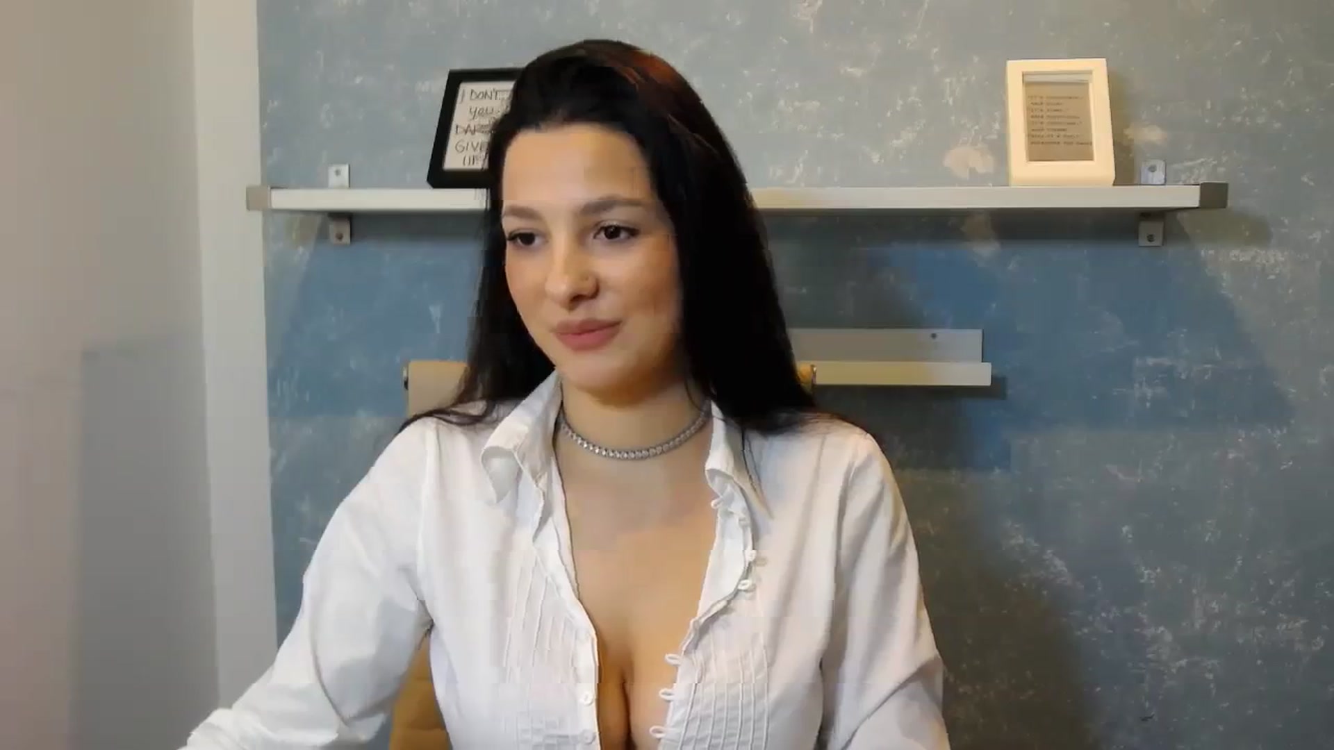 Gallery image thumbnail from MelindaBaby's myfreecams stream on, 10/19/2023, 14:42 image 3 of 20