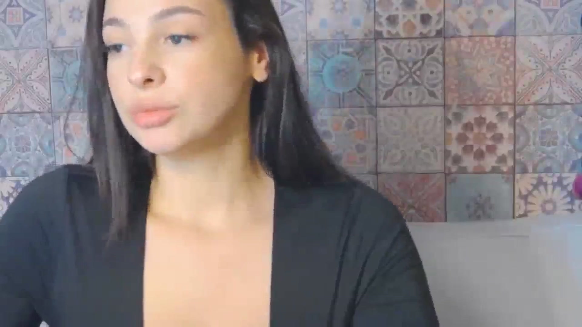 Gallery image thumbnail from MelindaBaby's myfreecams stream on, 11/27/2023, 16:05 image 5 of 20