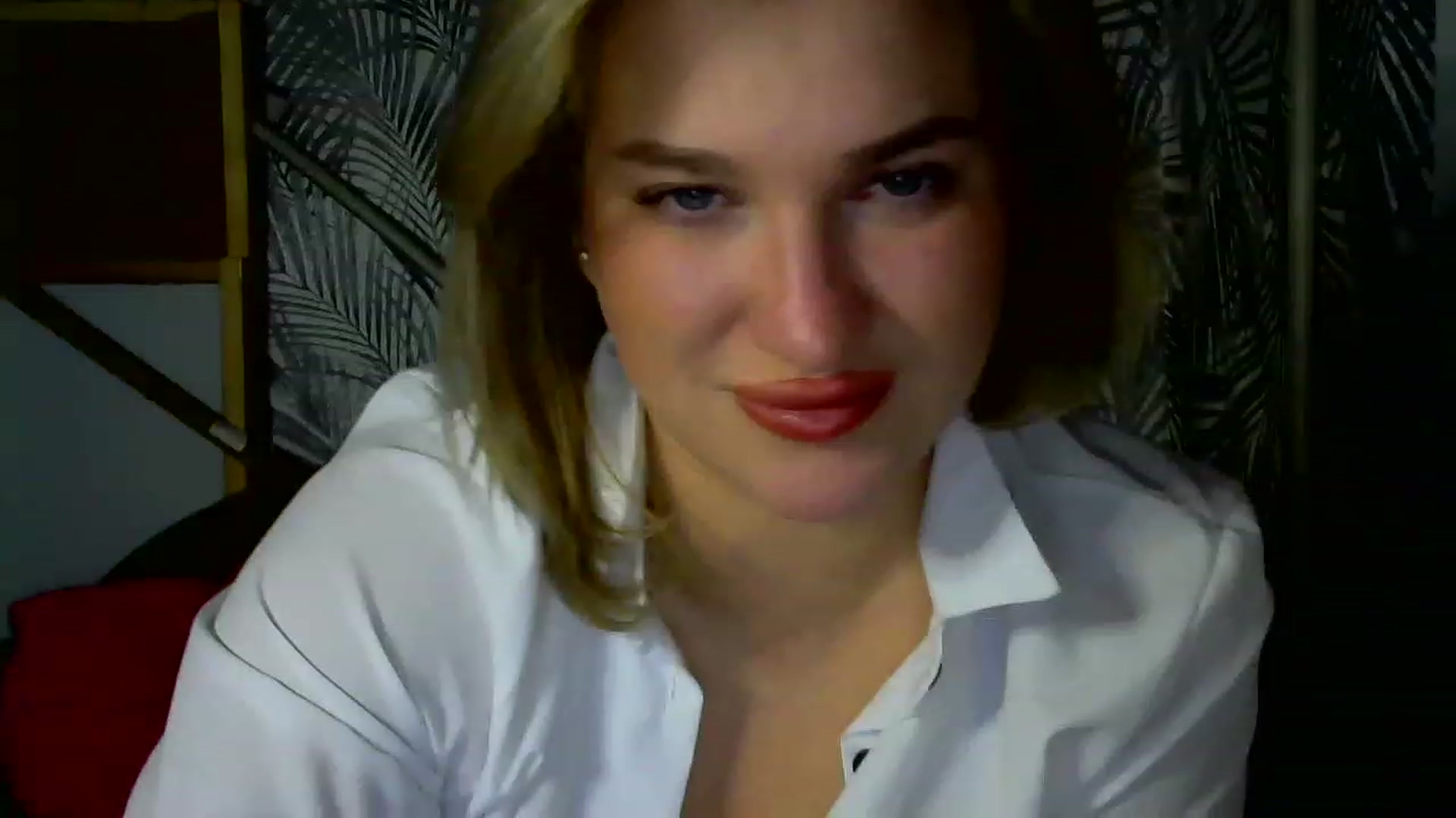 Gallery image thumbnail from Melinda_sweet's myfreecams stream on, 01/05/2023, 21:51 image 12 of 20