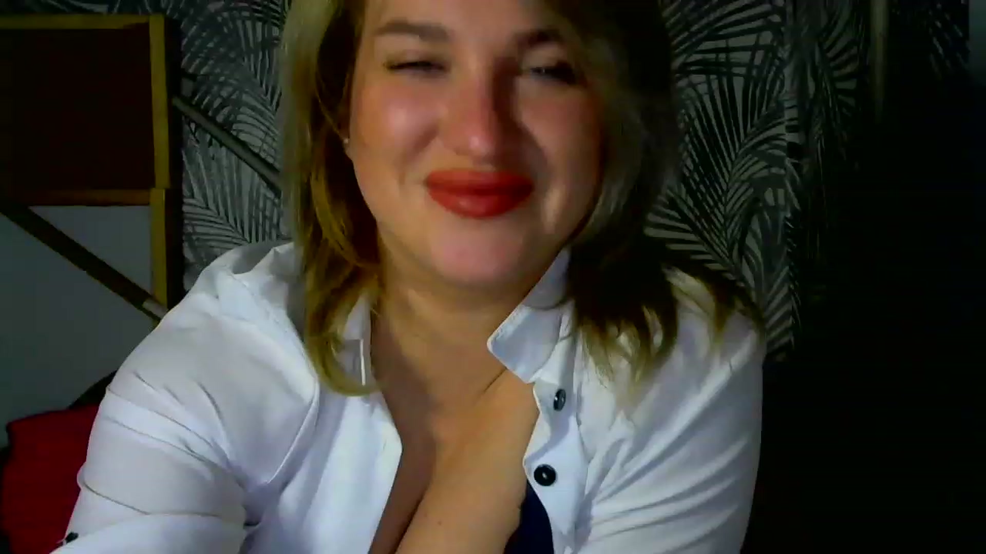 Gallery image thumbnail from Melinda_sweet's myfreecams stream on, 01/05/2023, 21:51 image 8 of 20