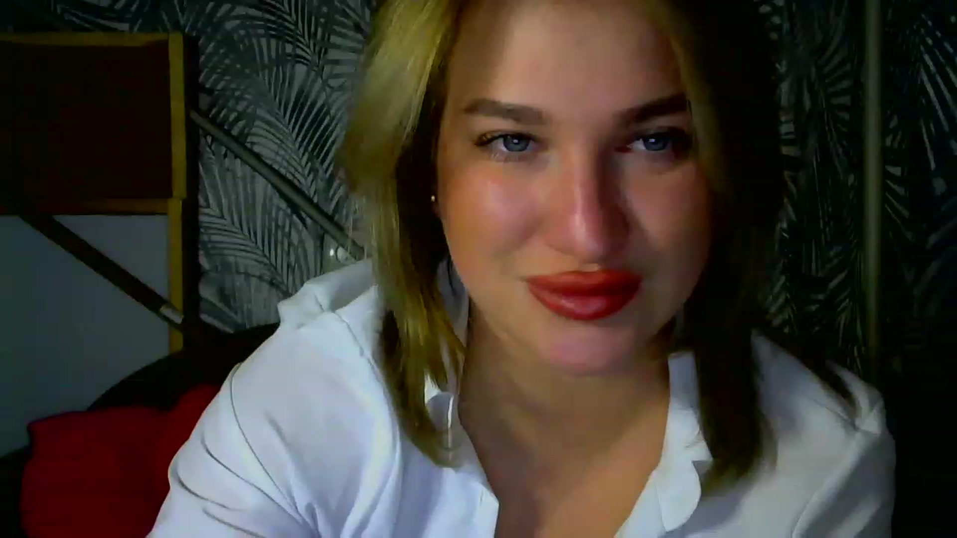 Gallery image thumbnail from Melinda_sweet's myfreecams stream on, 01/05/2023, 21:51 image 4 of 20