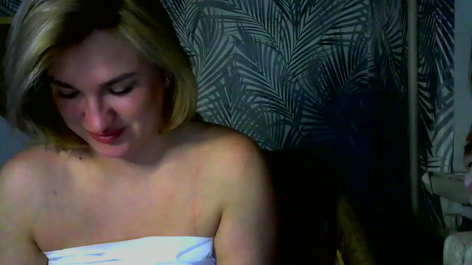 Gallery image thumbnail from Melinda_sweet's myfreecams stream on, 01/05/2023, 22:41 image 18 of 20
